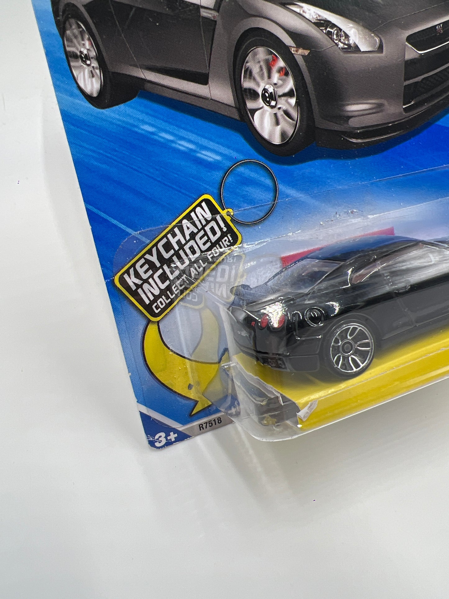 2010 Hot Wheels Keys To Speed Key Chain #93 2009 Nissan GT-R Black W/Protector