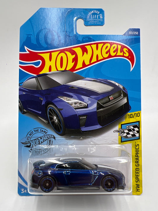 2020 Hot Wheels Super Treasure Hunt #137 17 Nissan GT-R R35 Blue W/Protector See Description