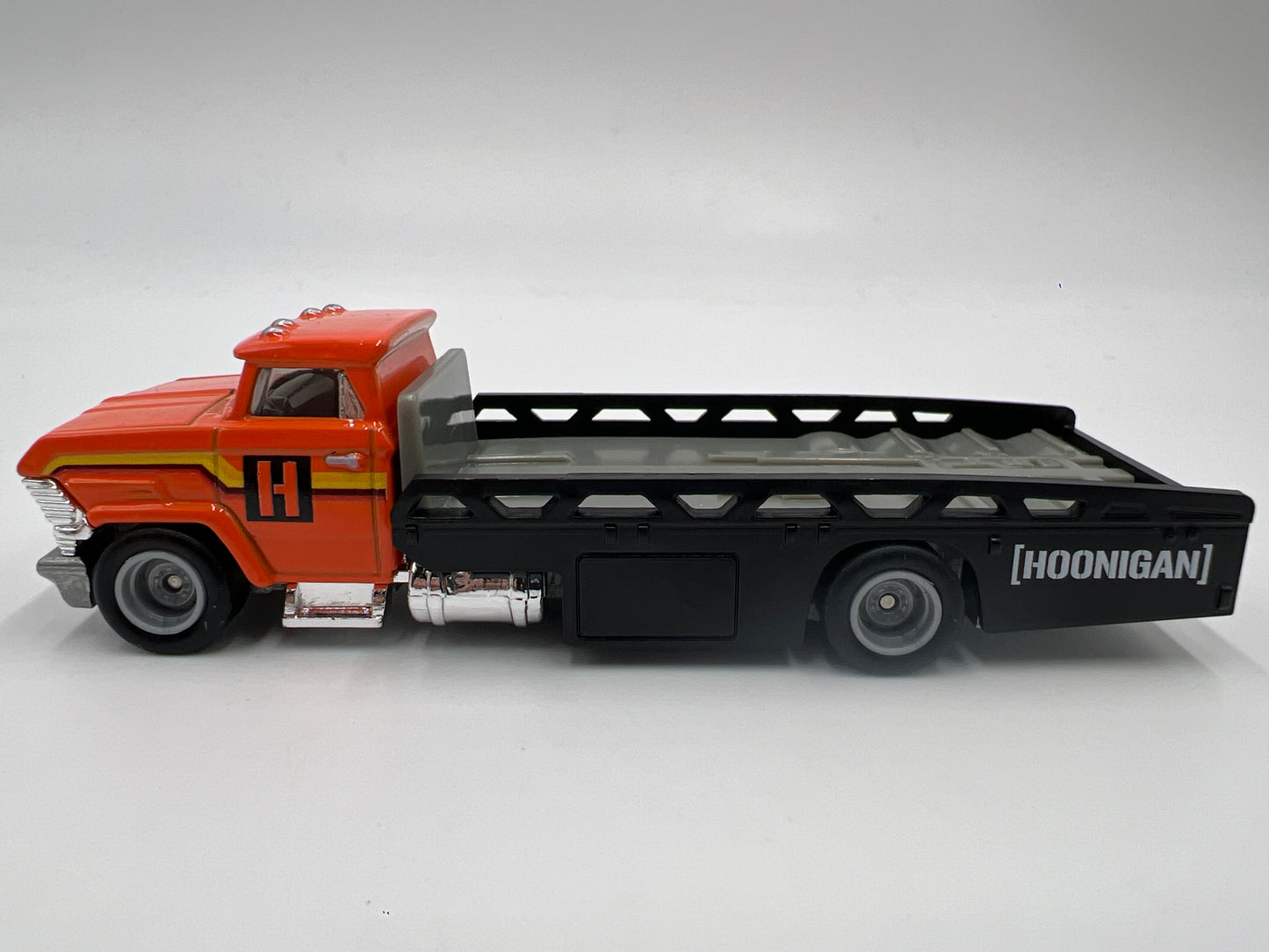 Hot Wheels 1/64 Premium Team Transport #31 Volkswagen Baja Bug & Horizon Hauler Orange Loose