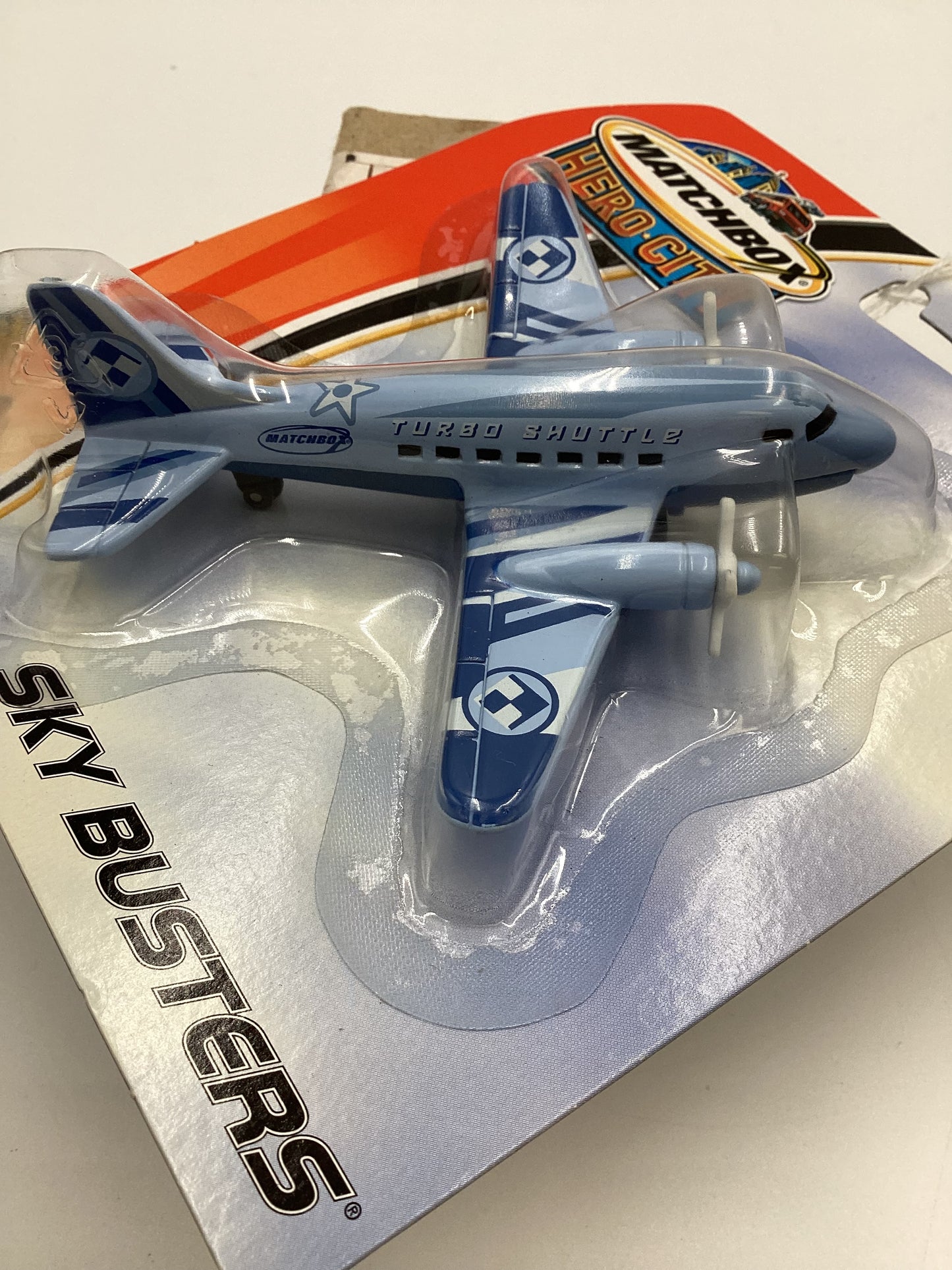 2003 Matchbox Skybusters 68982 Airliner Light Blue 114D