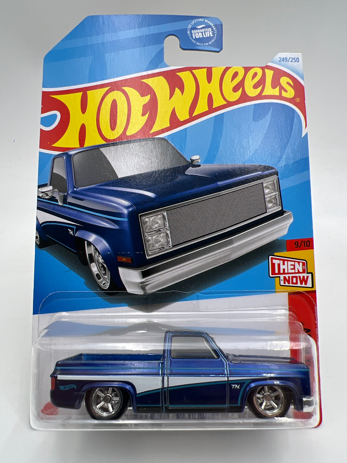 2024 Hot Wheels Super Treasure Hunt & Mainline #249 83 Chevy Silverado Blue W/Protector