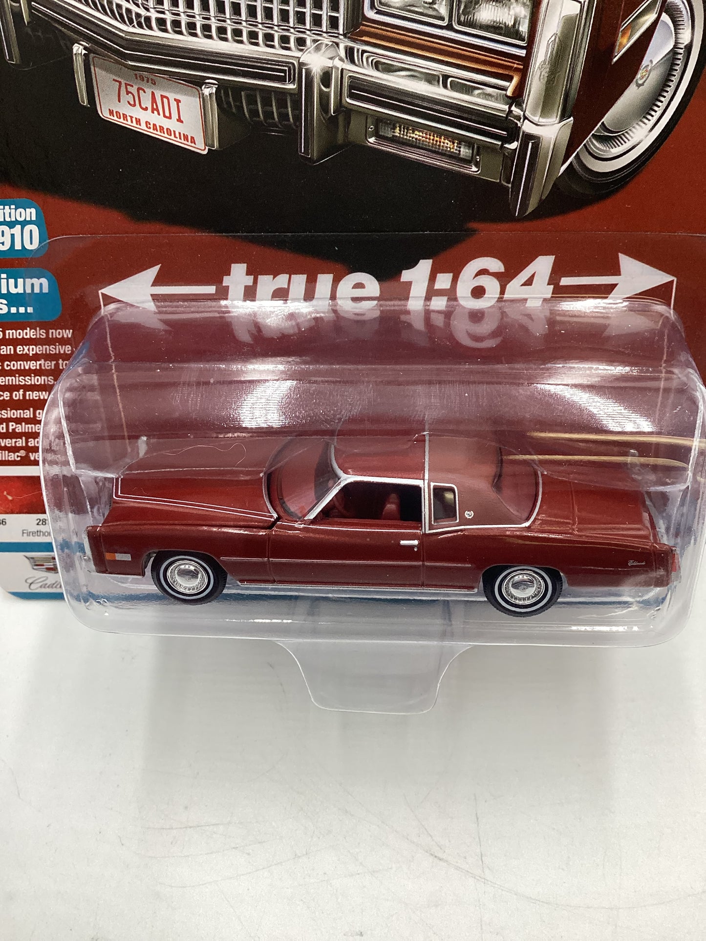 Auto World Luxury Cruisers Release 1 Version B 1975 Cadillac Eldorado Red 183F