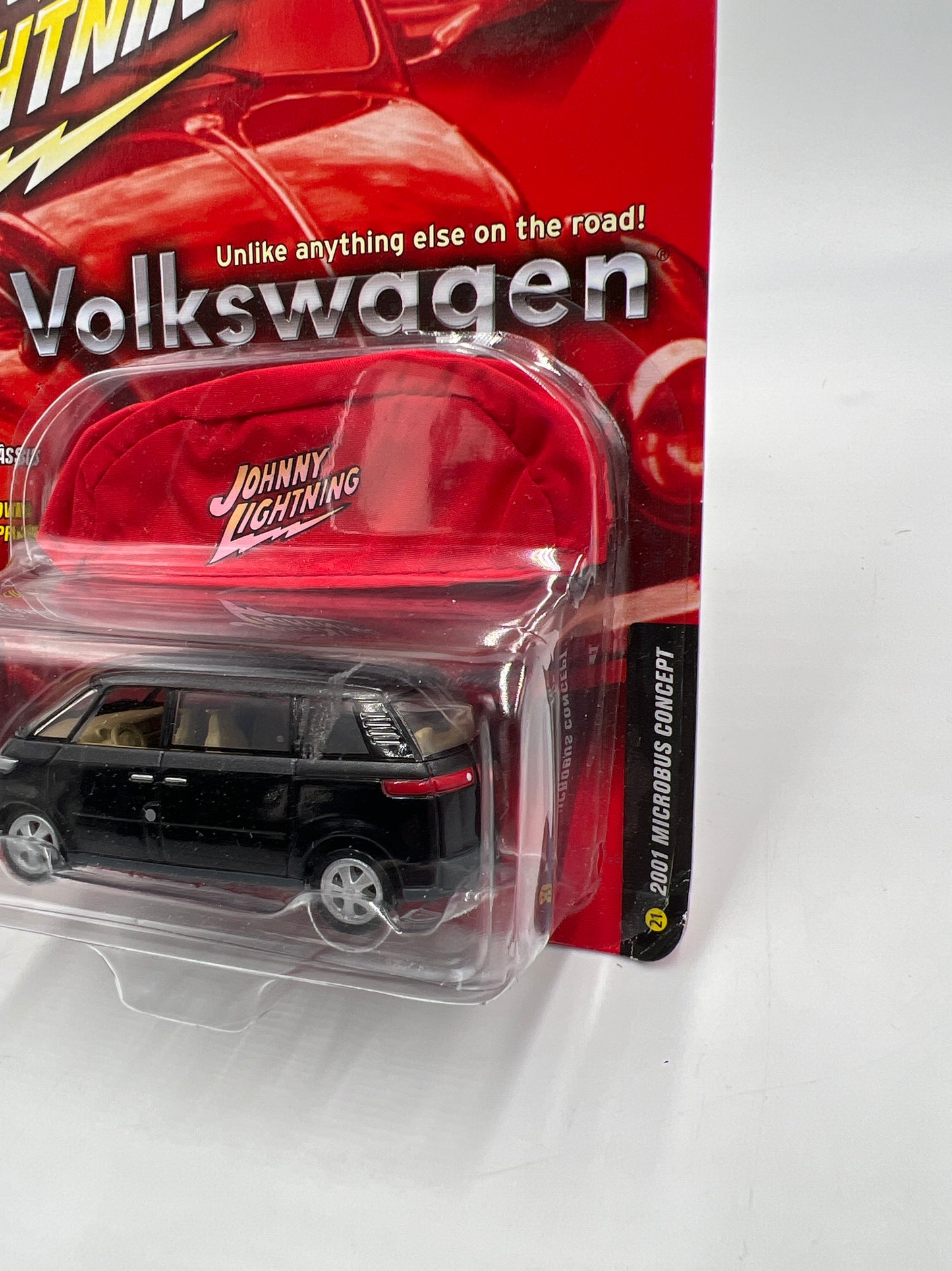 Johnny Lightning Volkswagen 2001 Microbus Concept Black 220B