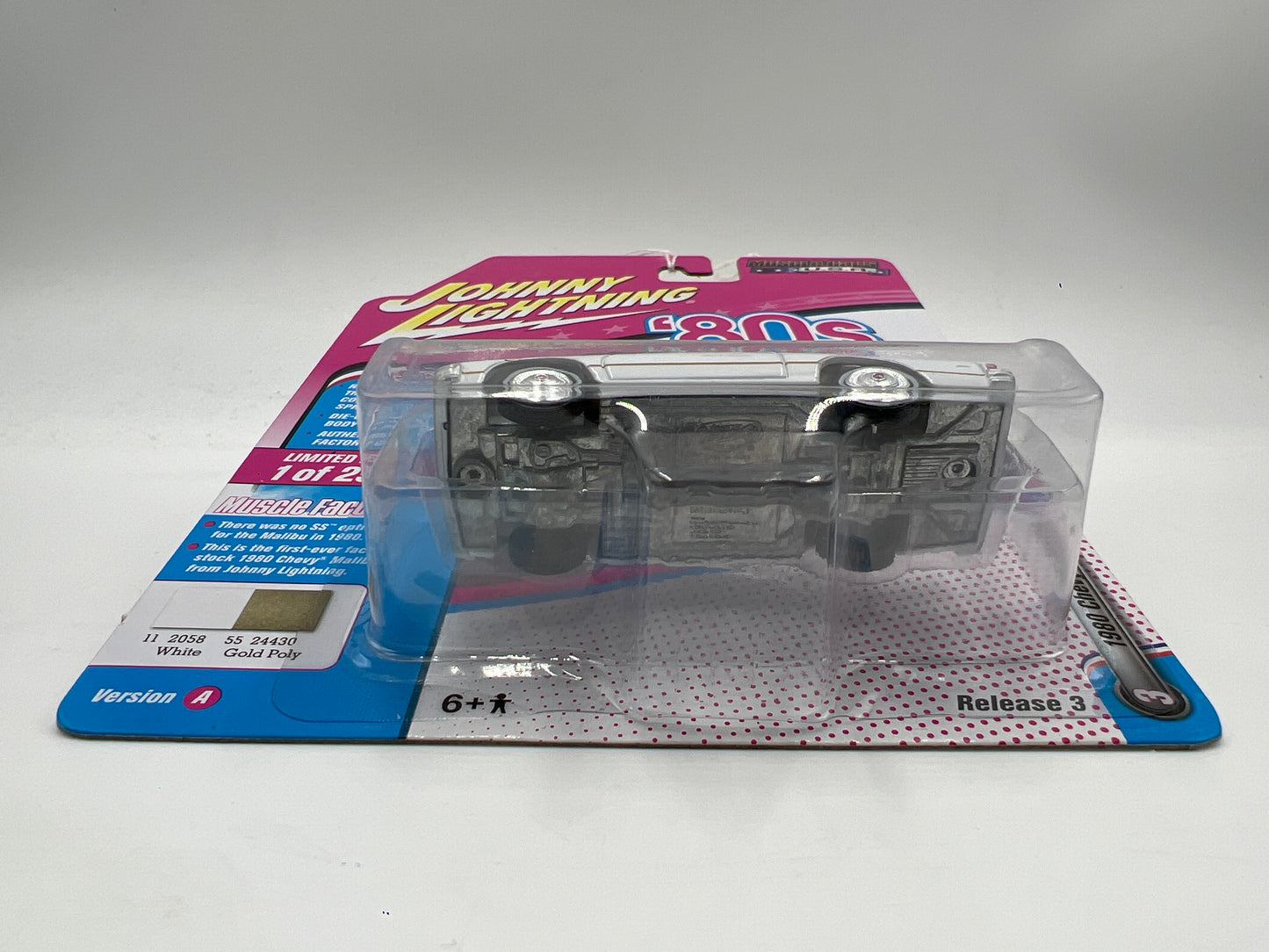 Johnny Lightning 80s Muscle Release 3 Version A 1/2500 1980 Chevy Malibu White/Gold