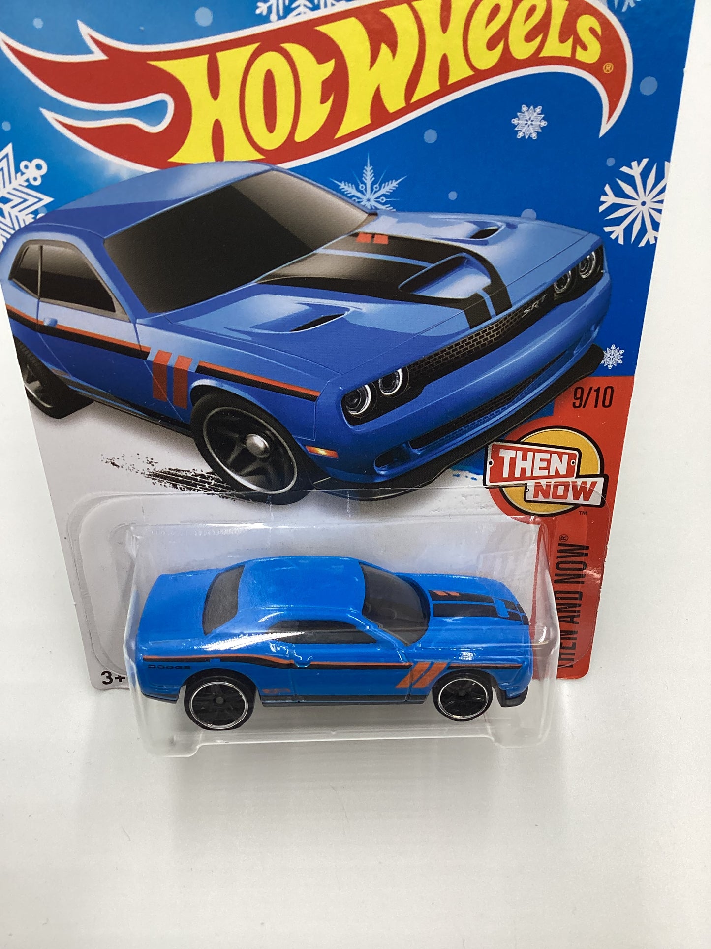 2016 Hot Wheels #109 15 Dodge Challenger SRT Blue Target Snowflake Card 237F
