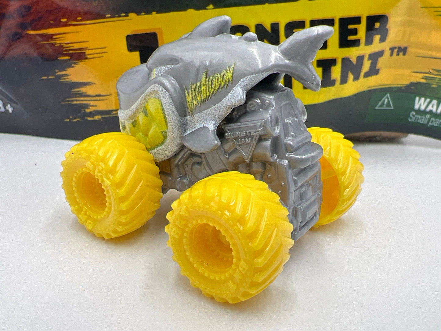 2026 Monster Jam Mini Series 20 CHASE #542 Megalodon