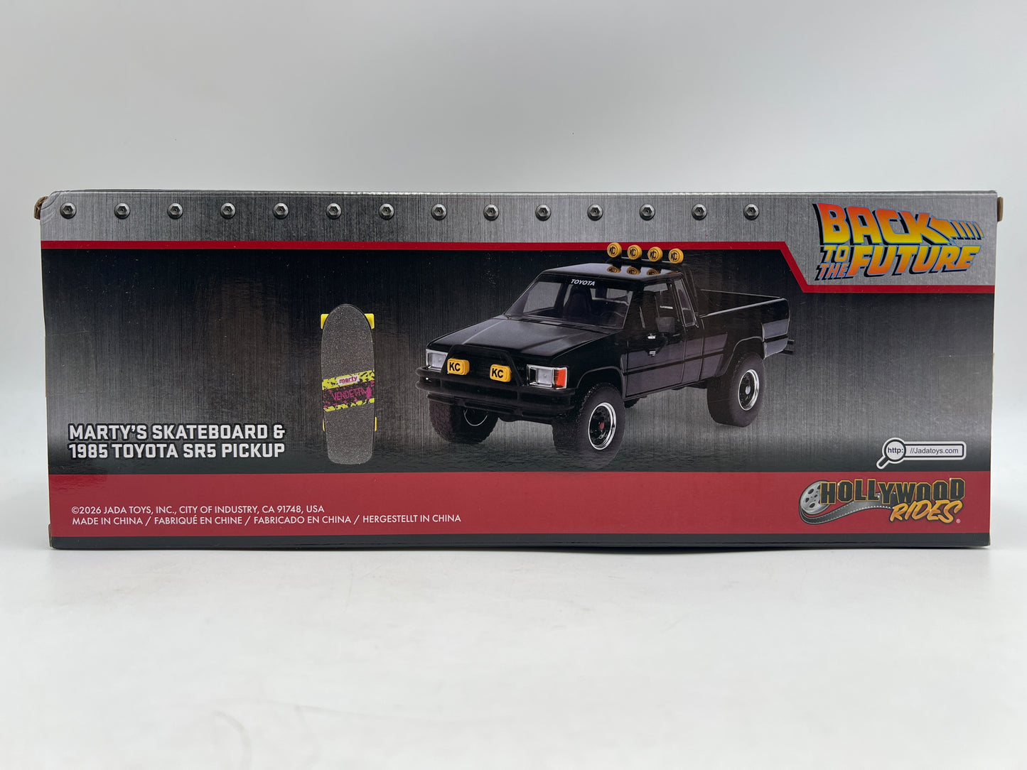 Jada 1/24 Scale Back To The Future 1985 Toyota SR5 Pickup Black & Martys Skateboard