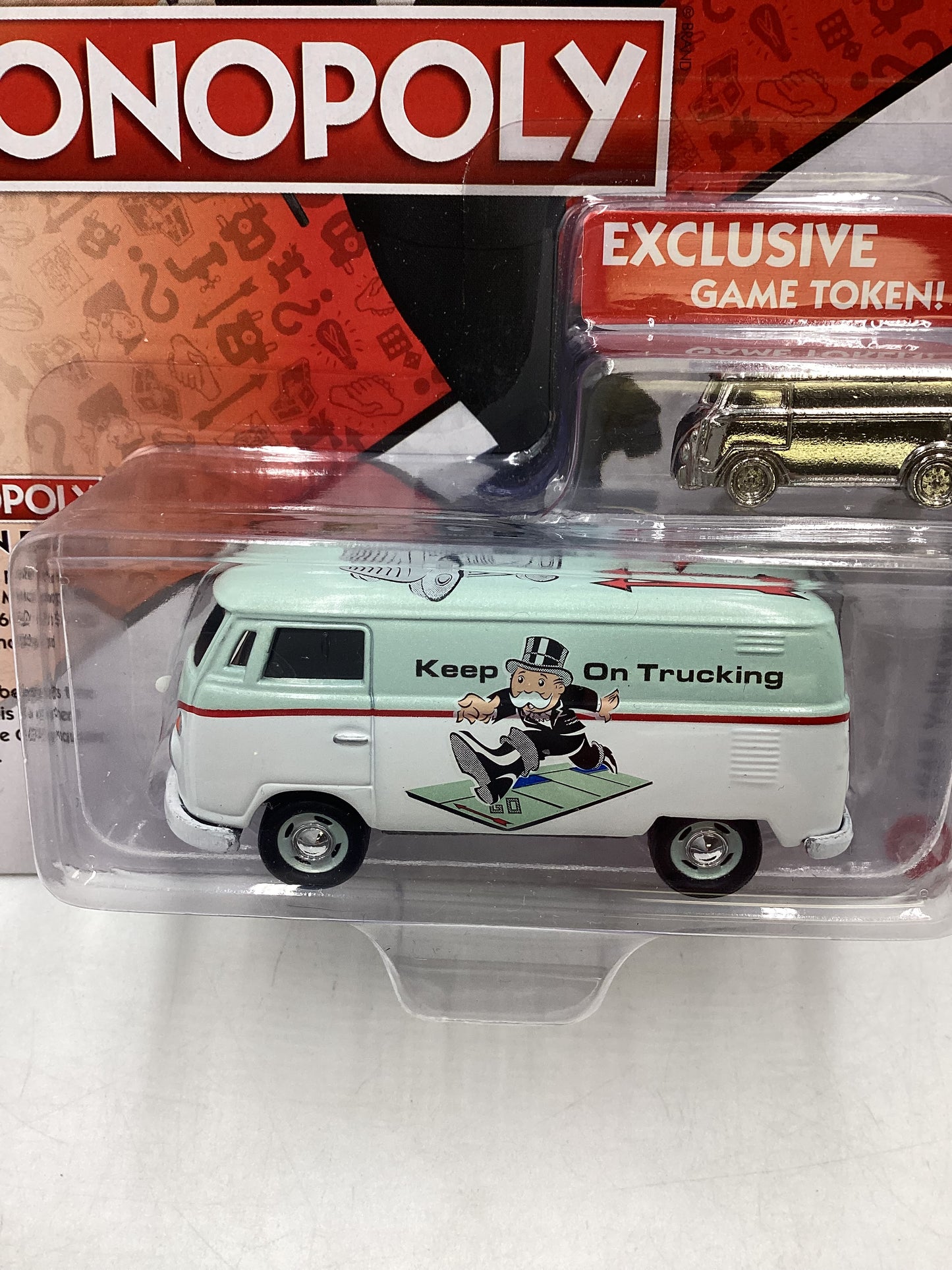 Johnny Lightning Monopoly 1965 Volkswagen Type-2 Transporter 185C