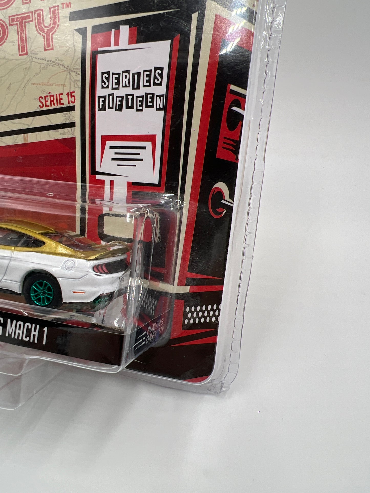 Greenlight Running On Empty Series 15 CHASE 2021 Ford Mustang Mach 1 Hurst