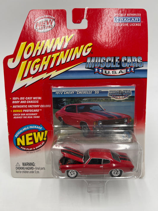 Johnny Lightning Muscle Cars USA #6 1972 Chevy Chevelle SS Red 220A