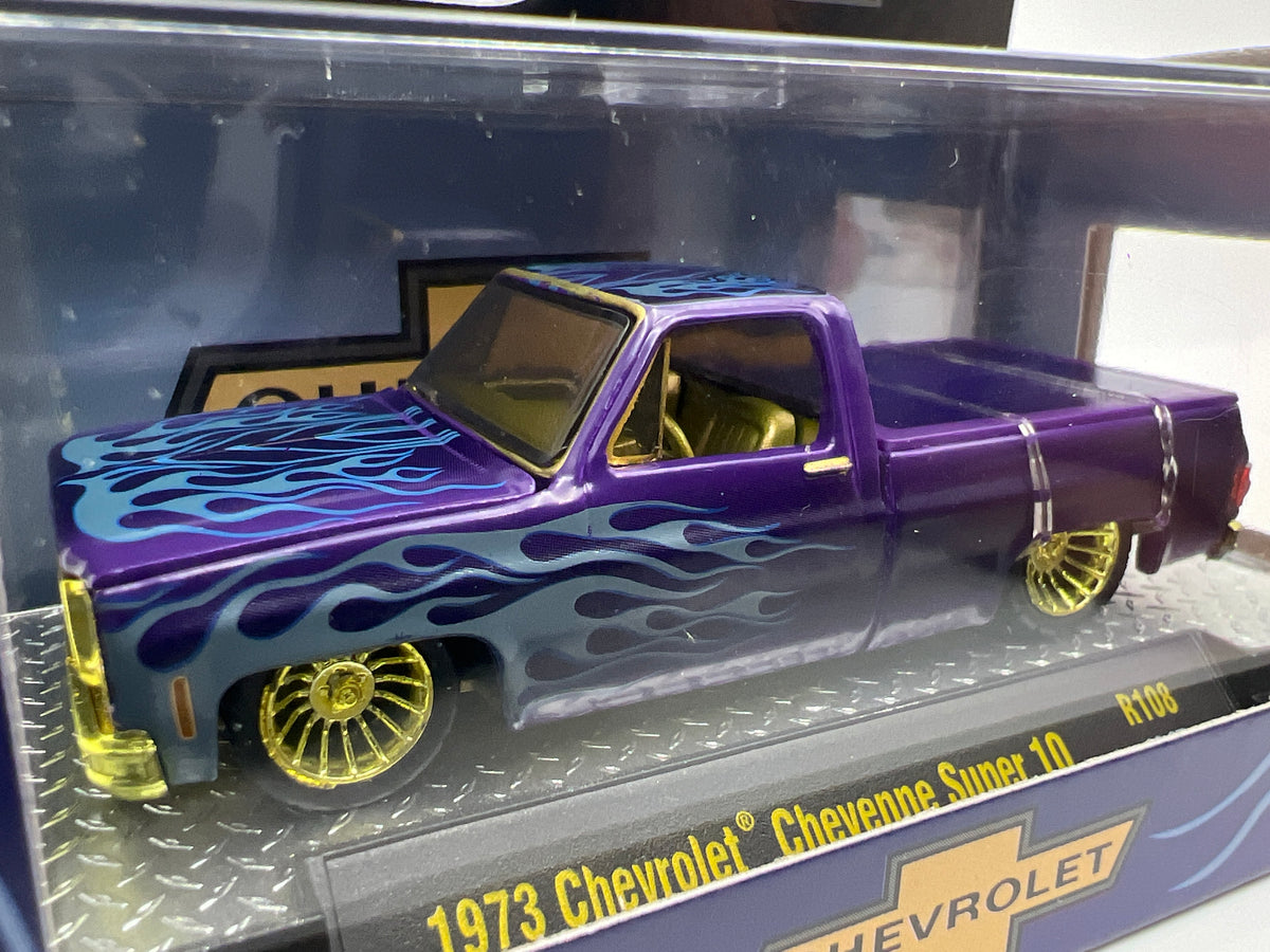 M2 Machines R108 CHASE 1973 Chevrolet Cheyenne Super 10 Purple