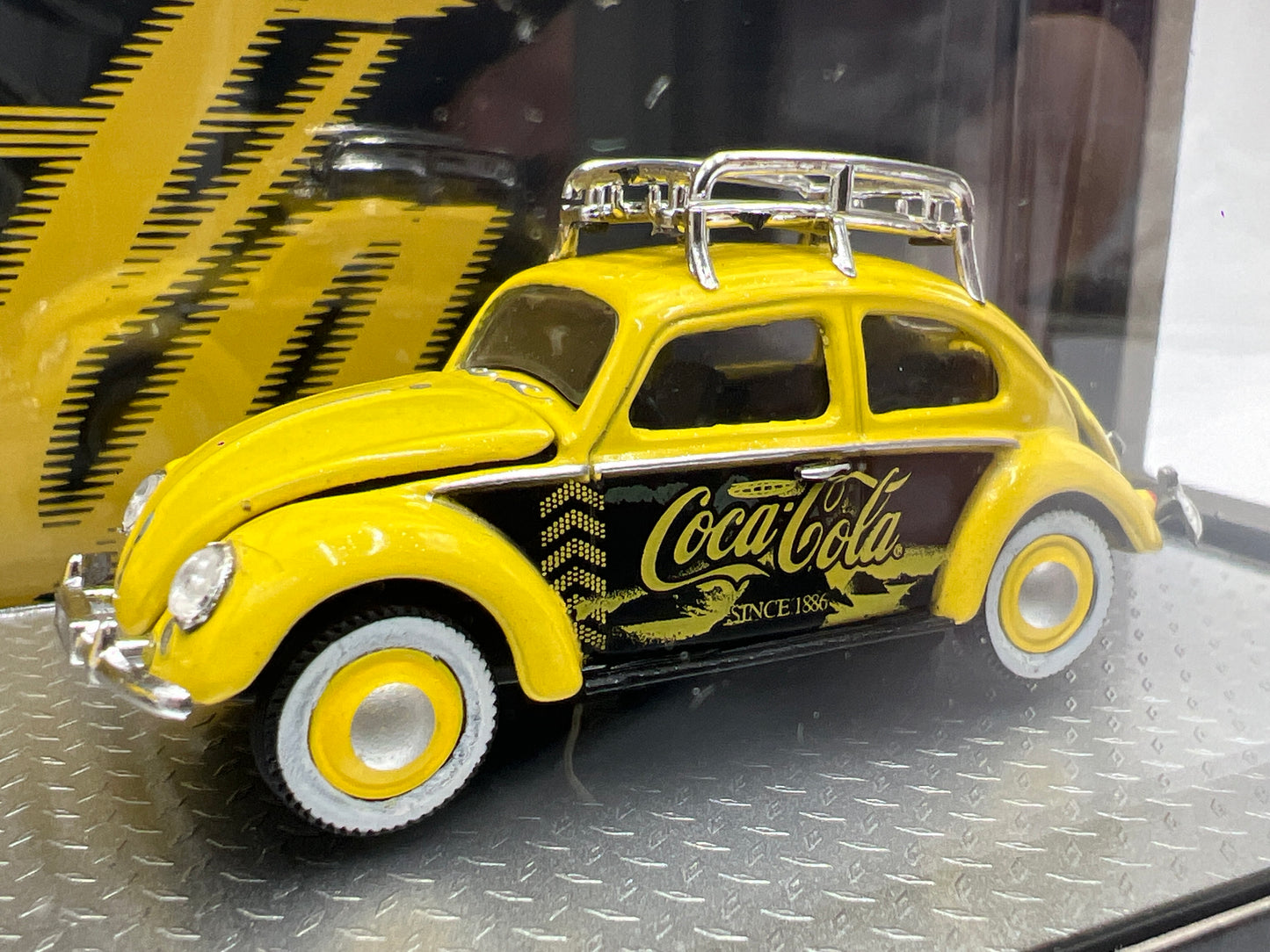 M2 Machines Auto Haulers TW43 Coca Cola 1960 VW Double Cab Truck USA Model & 1953 VW Beetle Deluxe
