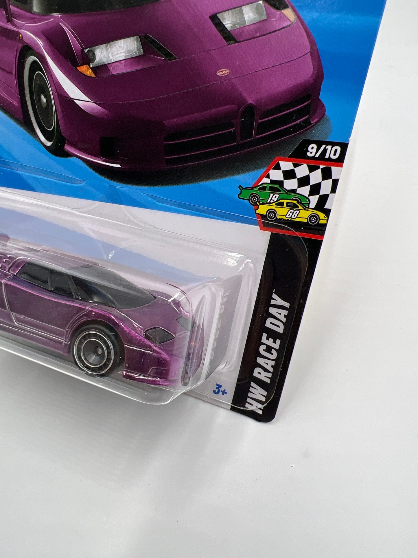 2025 Hot Wheels L Case Super Treasure Hunt #221 94 Bugatti EB110 SS Purple W/Protector