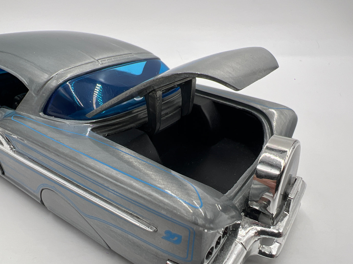 Jada Toys 1/24 Scale 20th Anniversary 1958 Chevrolet Impala Lowrider Loose