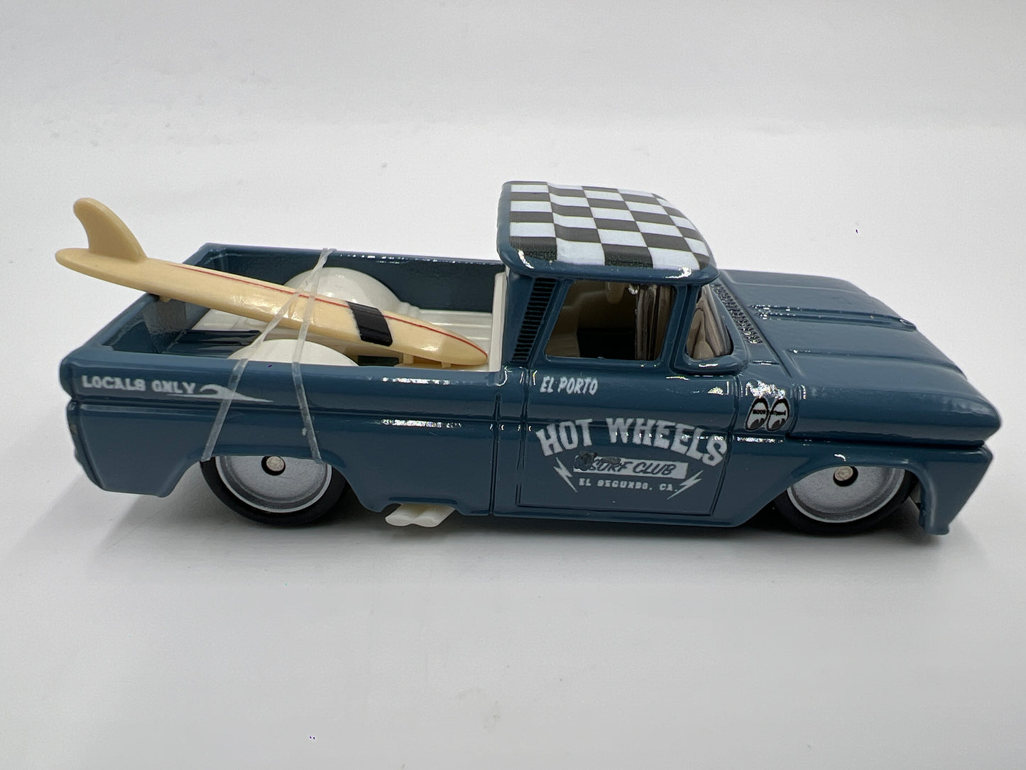 Hot Wheels 1/64 Premium Diorama Set Custom 62 Chevy Blue Loose