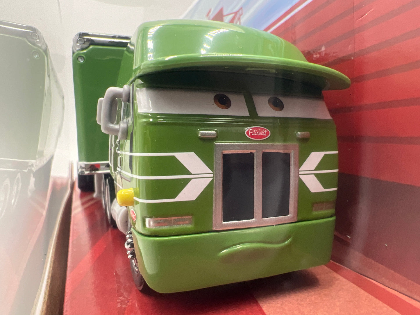 2025 Disney Pixar Cars 1:55 Scale Gil Hauler Green