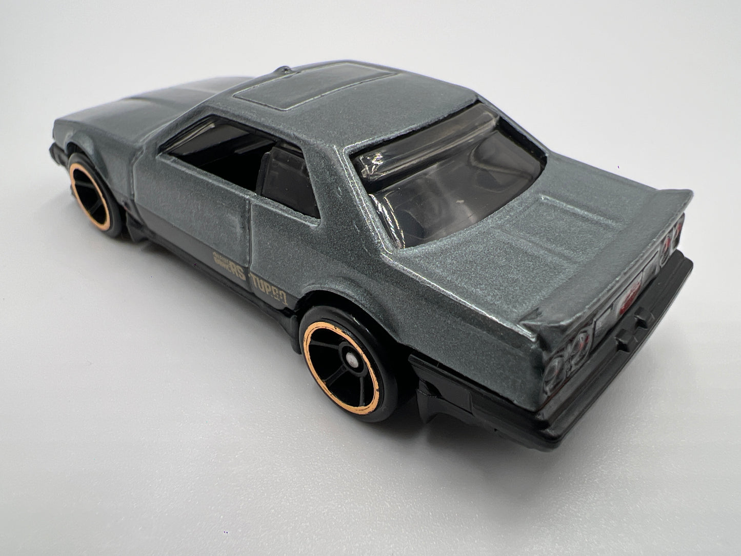 Hot Wheels 1/64 82 Nissan Skyline R30 Gray Loose