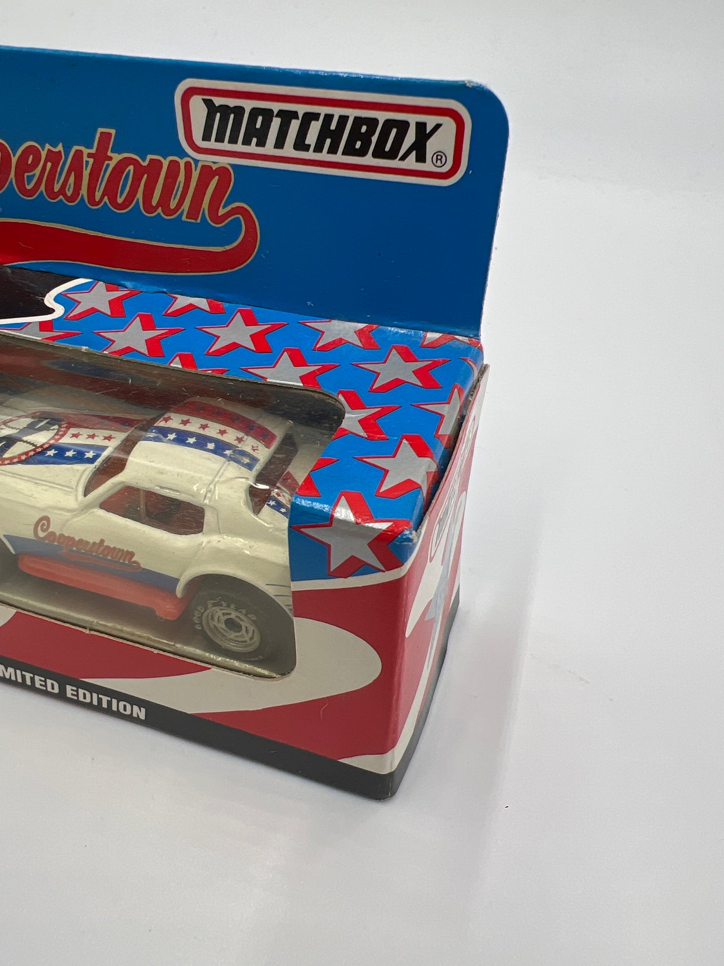 Matchbox White Rose Collectibles 1993 Cooperstown Chevrolet Corvette White (Box Opened)