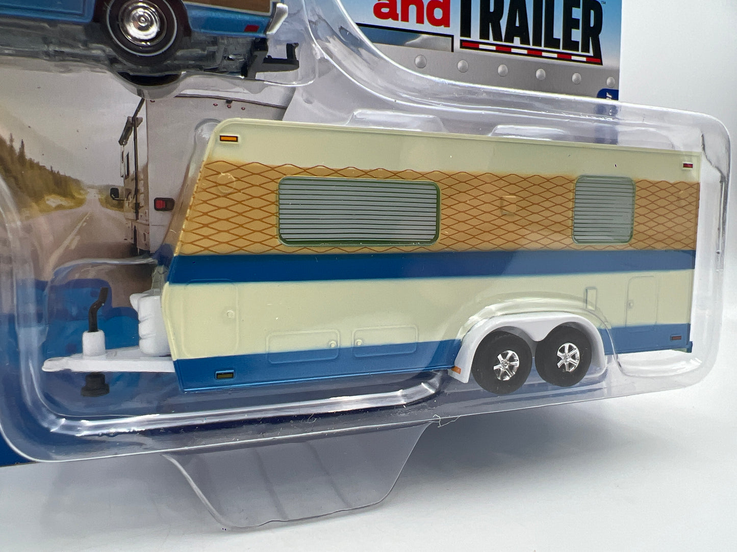 Johnny Lightning Truck And Trailer R1 Version B 1973 Chevy Caprice Wagon W/Camper Trailer