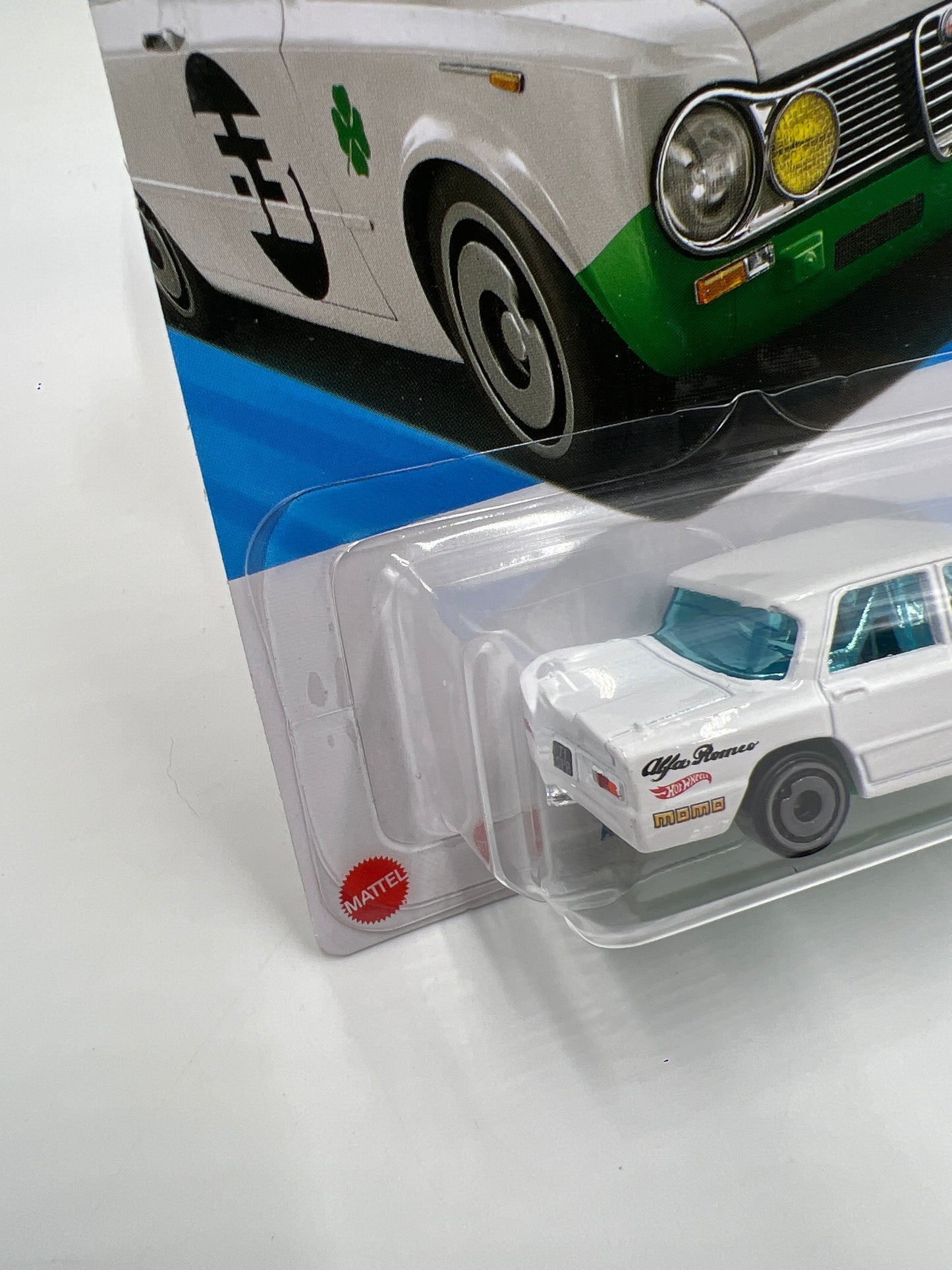 2026 Hot Wheels A Case Compact Kings #195 Alfa Romeo Giulia TI Super White 68F
