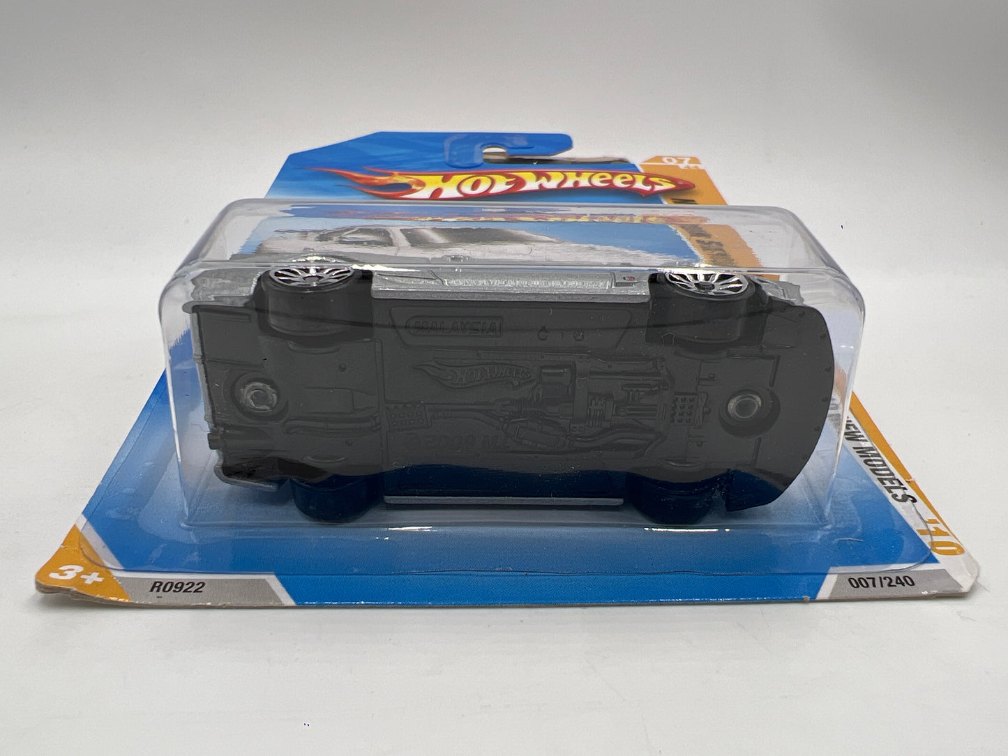 2010 Hot Wheels New Models #7 Nissan Skyline GT-R R34 Silver W/Protector