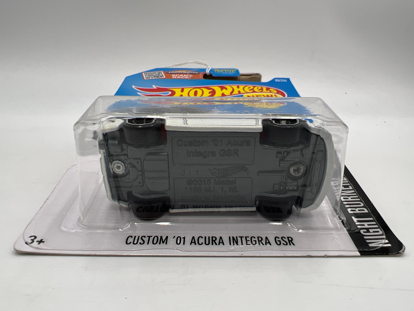 2016 Hot Wheels Night Burnerz #89 Custom 01 Acura Integra GSR White 82A