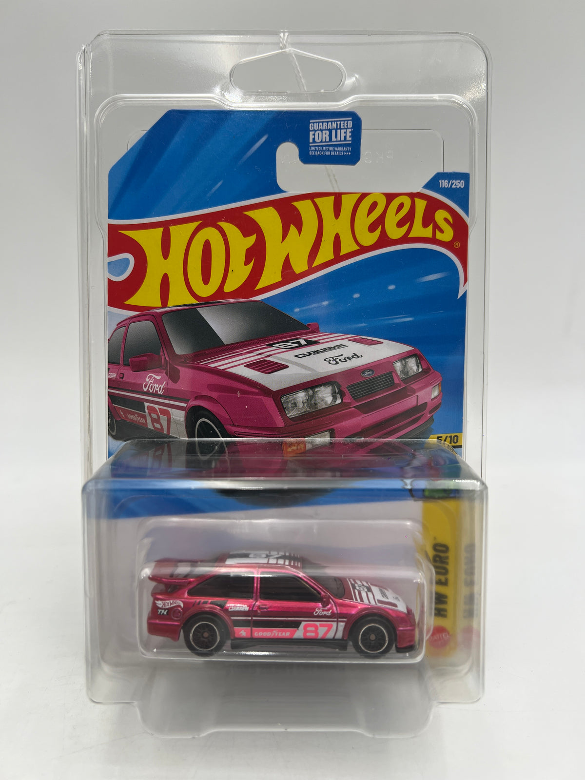2026 Hot Wheels Super Treasure Hunt #116 87 Ford Sierra Cosworth Pink W/Protector