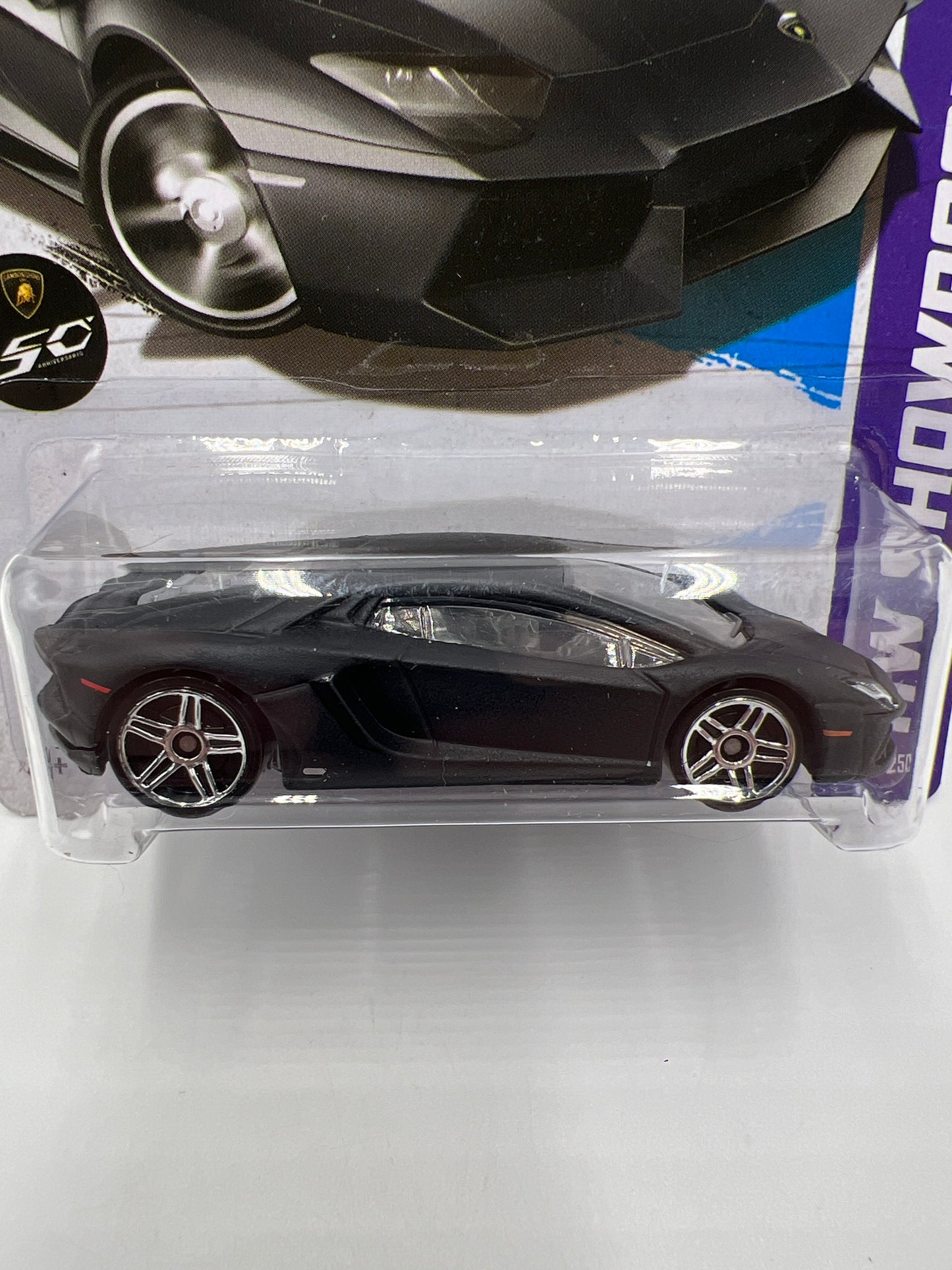 2013 Hot Wheels Showroom #173 Lamborghini Aventador LP 700-4 Black 102D