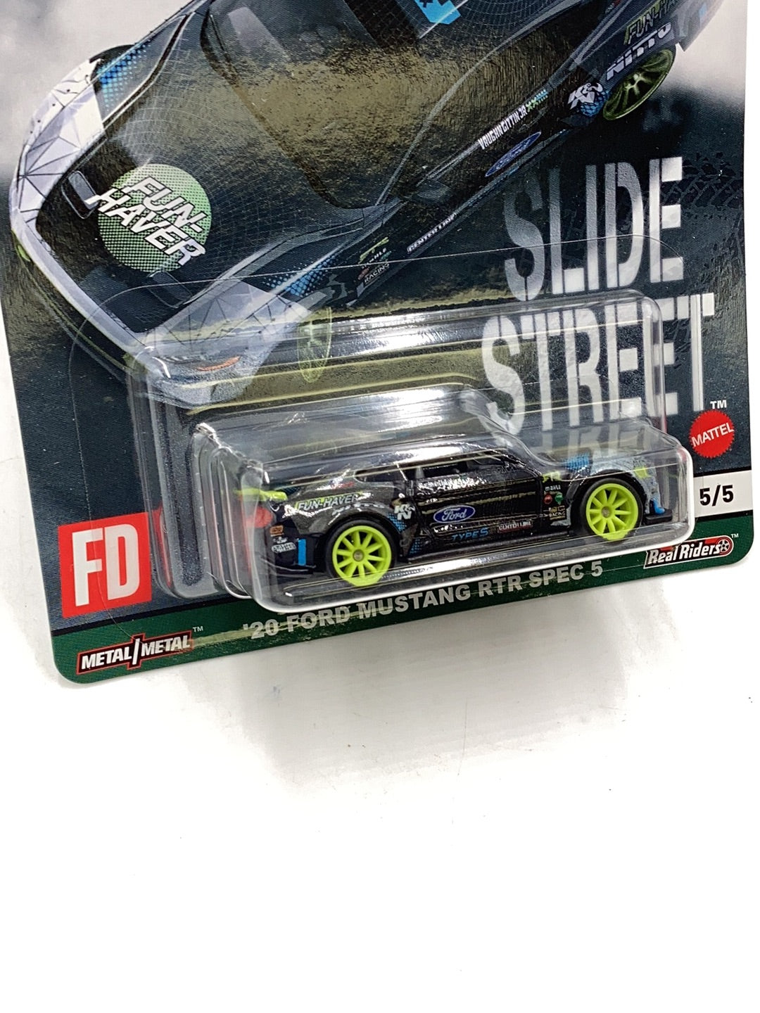 Hot wheels Slide Street 5/5 20 Ford Mustang RTR Spec 5 244M