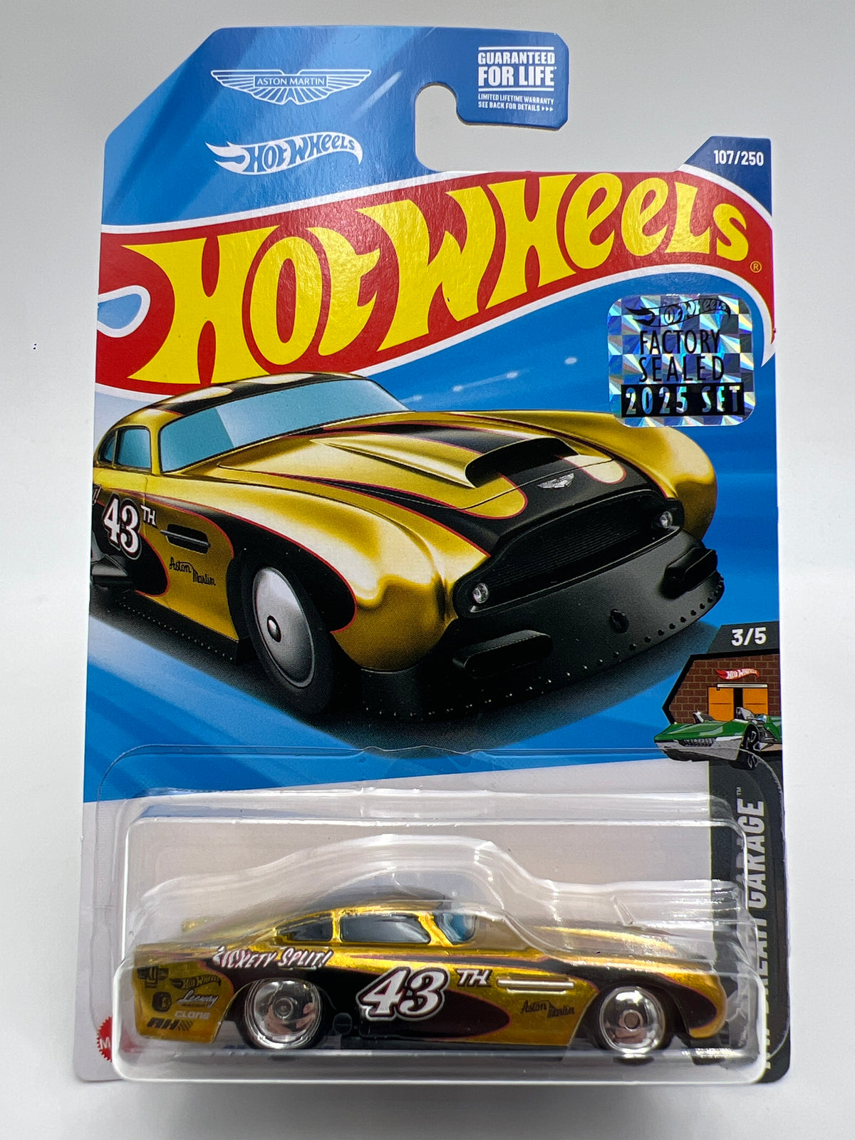 2025 Hot Wheels Factory Sealed Super Treasure Hunt & Mainline #107 Aston Martin DB4GT W/Protector Cracked Blister