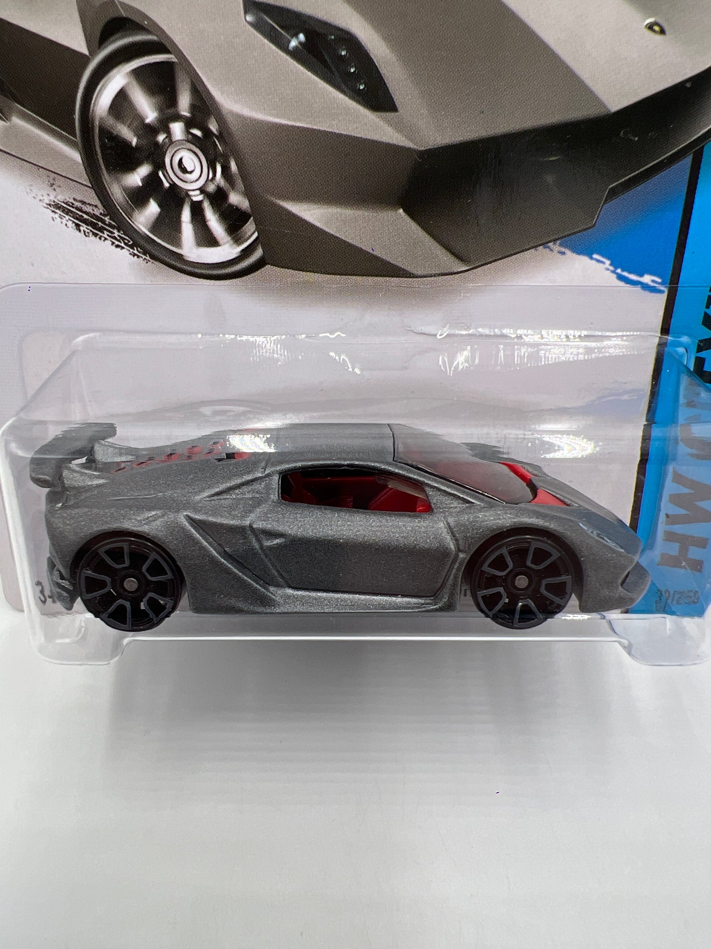 2014 Hot Wheels City #39 Need For Speed Lamborghini Sesto Elemento Gray 101B