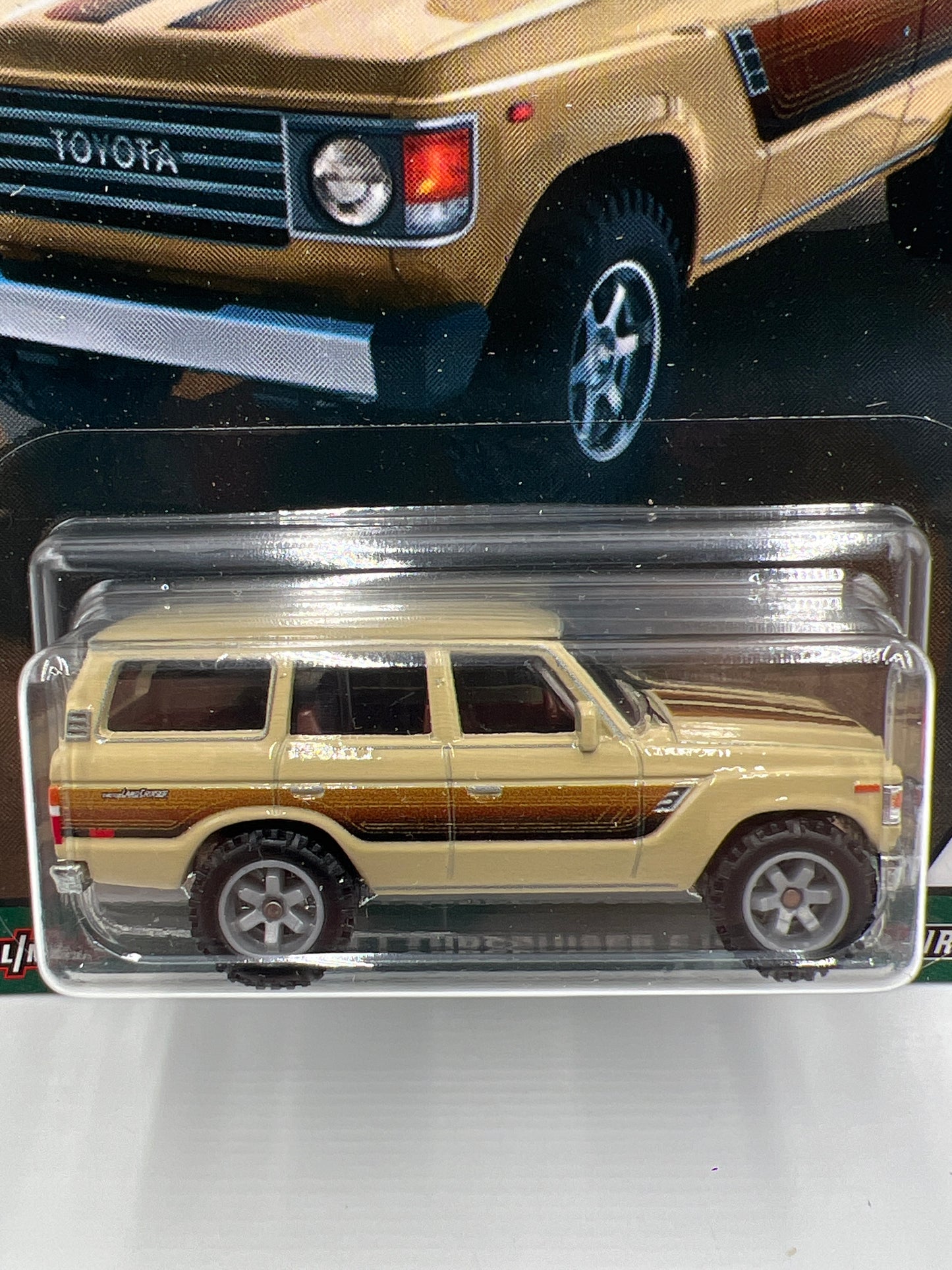 Hot Wheels Premium Toyota #5 Toyota Land Cruiser FJ60 Tan 255C