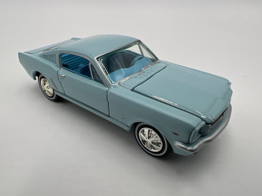 Johnny Lightning 1/64 1965 Ford Mustang Light Blue