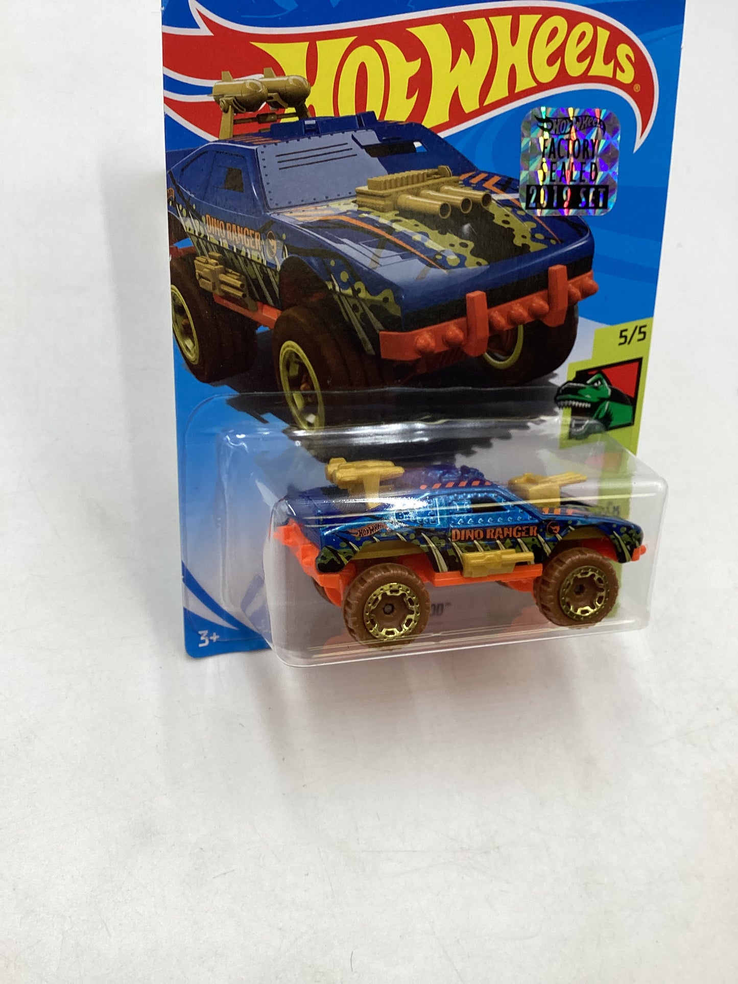 2019 HOT WHEELS  TREASURE HUNT Factory Sealed #40 Sting Rod 277H