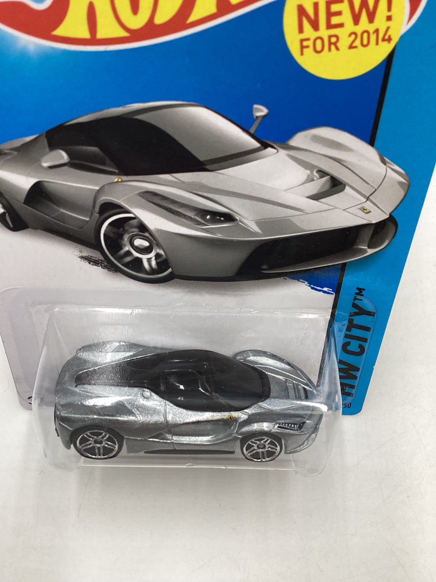 2014 Hot wheels #38 Laferrari Silver w/Protector