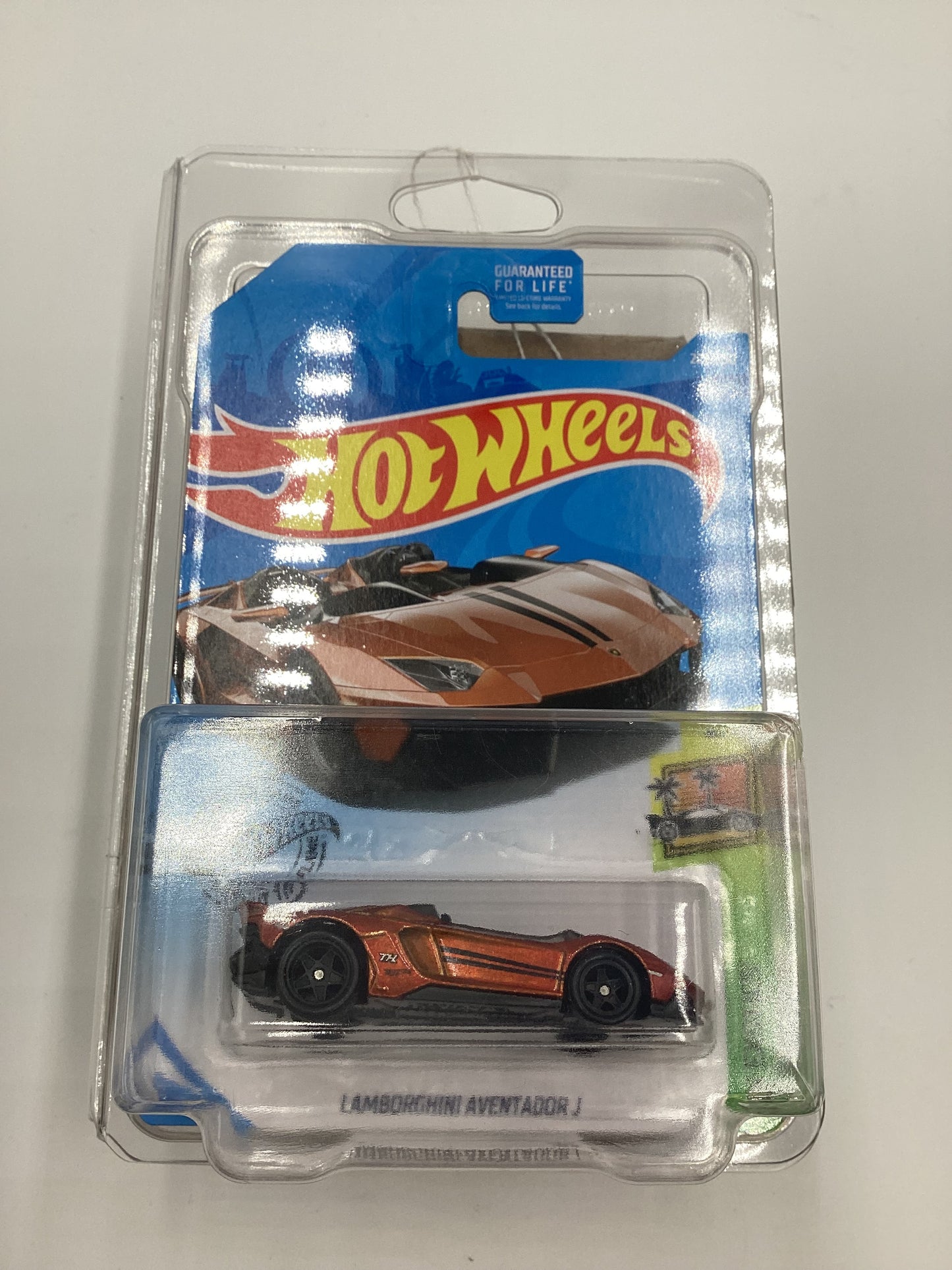 2019 Hot Wheels Super Treasure Hunt #223 Lamborghini Aventador J W/Protector