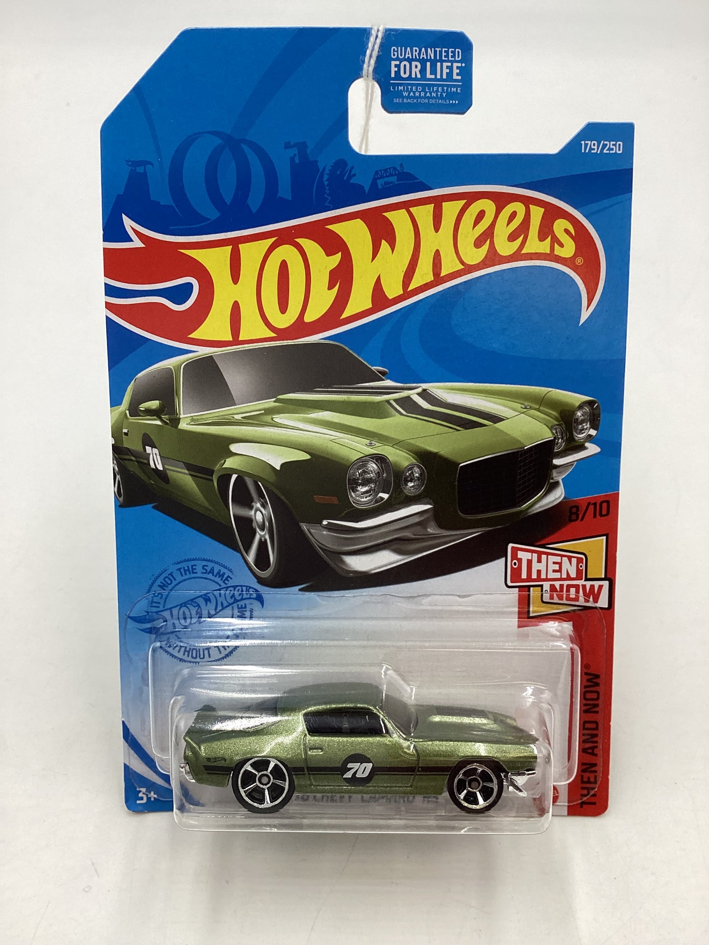 2021 hot wheels  #179 Walgreens Exclusive Green 70 Chevy Camaro RS 239E