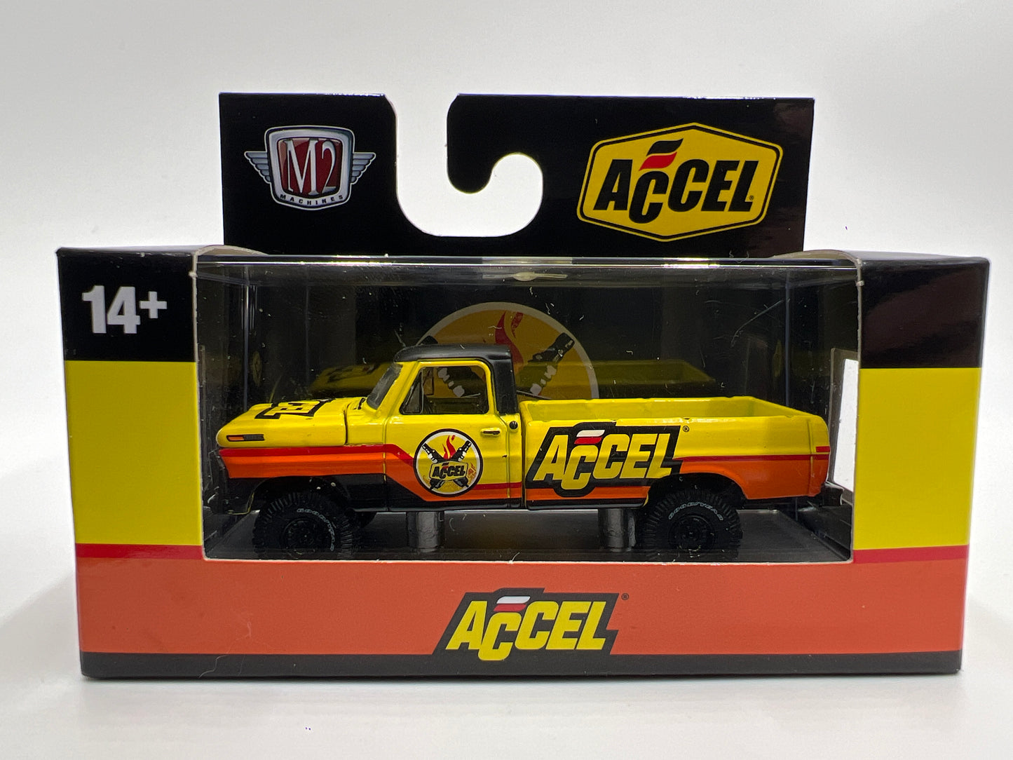 M2 Machines OReilly Exclusive 1972 Ford F-250 Custom 4x4 Accel S136