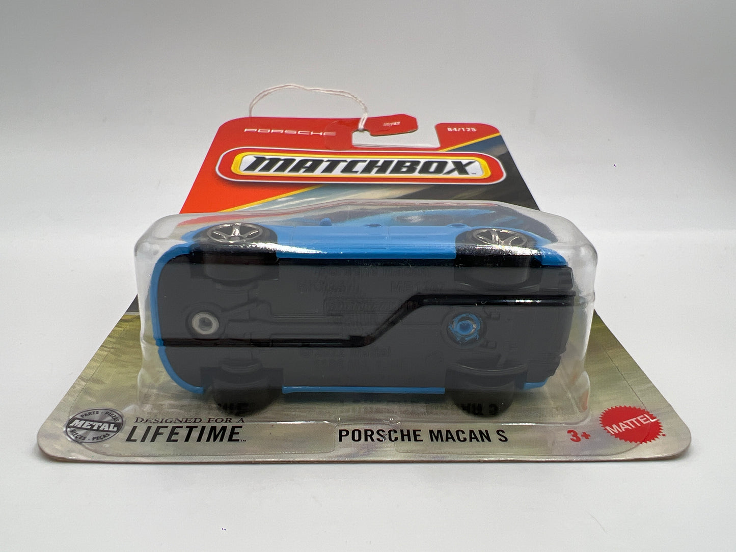 Matchbox #64 Porsche Macan S Light Blue 213L