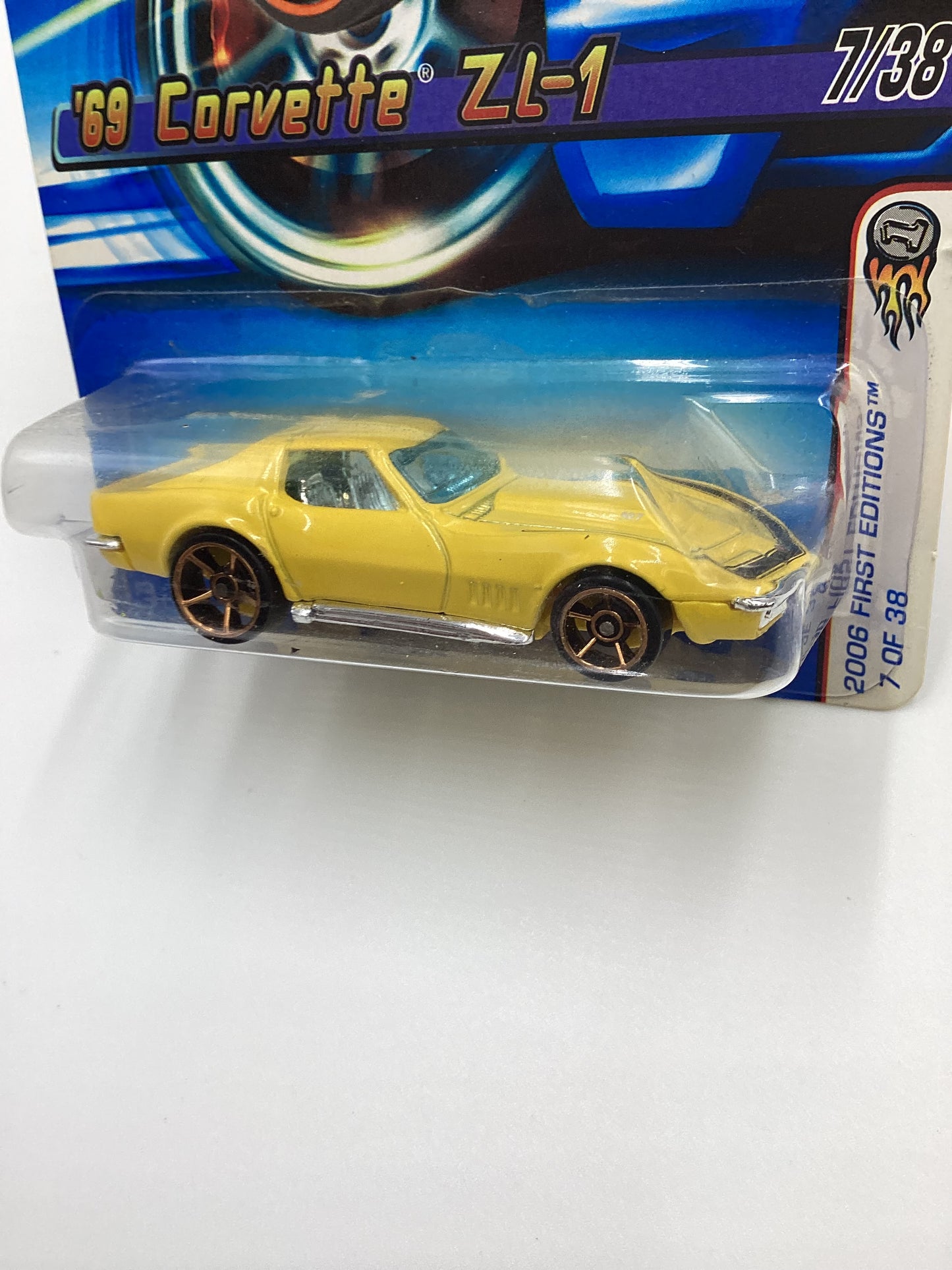 2006 Hot Wheels #007 69 Corvette ZL-1 Yellow faster than ever FTE 2C