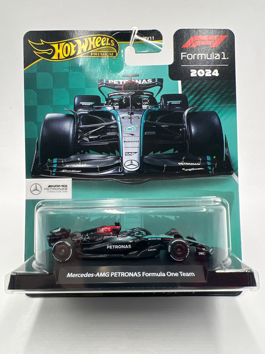 2025 Hot Wheels Premium Formula 1 2024 Mercedes-AMG Petronas Formula One Team #63 242B