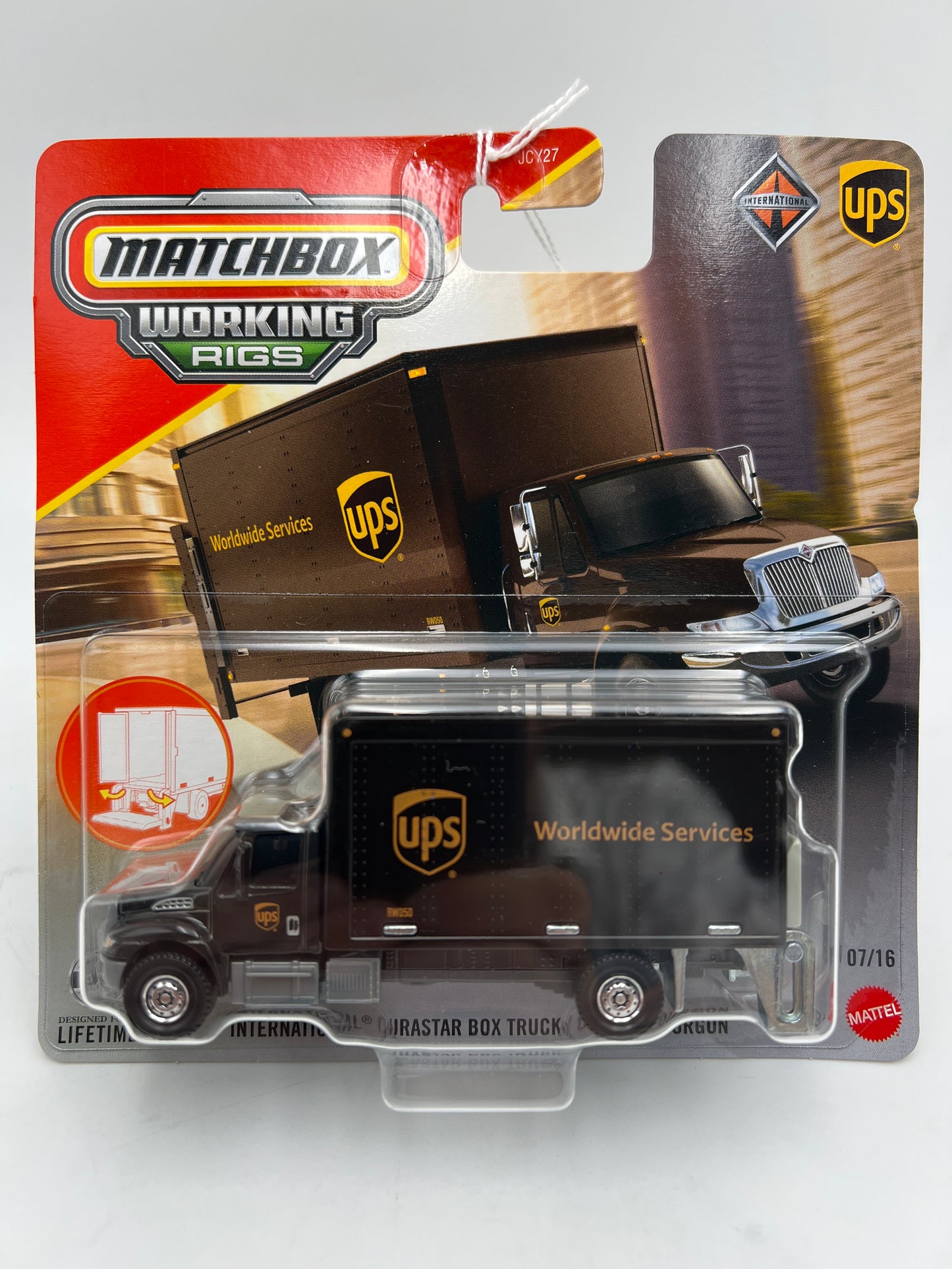 Matchbox Working Rigs #7 UPS International Durastar Box Truck