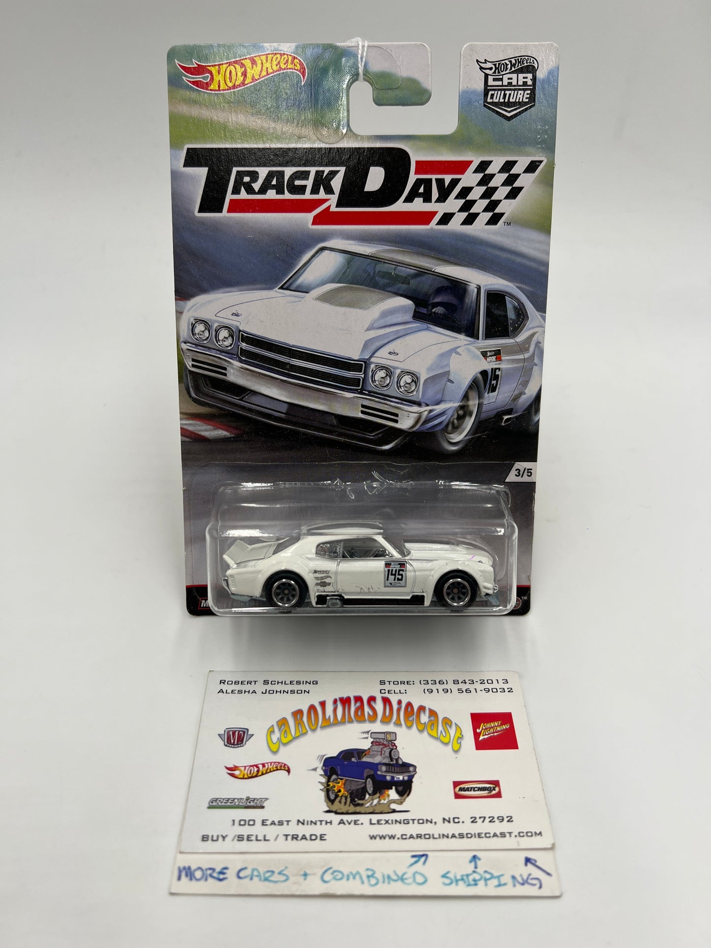 Hot Wheels Premium Track Day #3 70 Chevy Chevelle White 245M