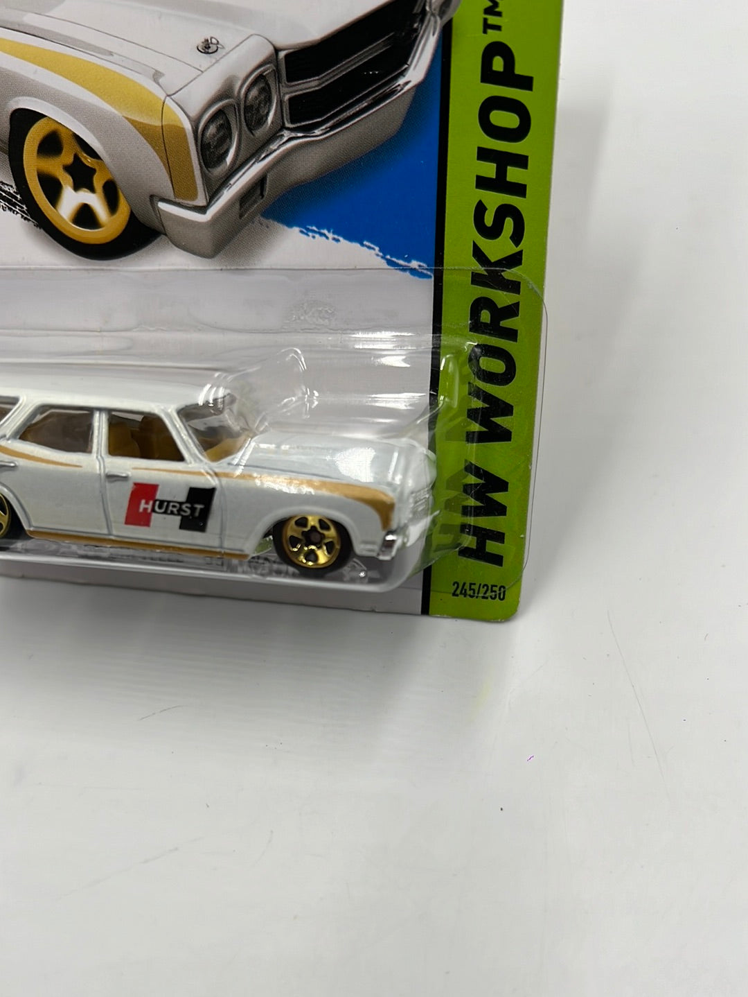 2014 Hot Wheels #245 HW Workshop 70 Chevelle SS Wagon 18B