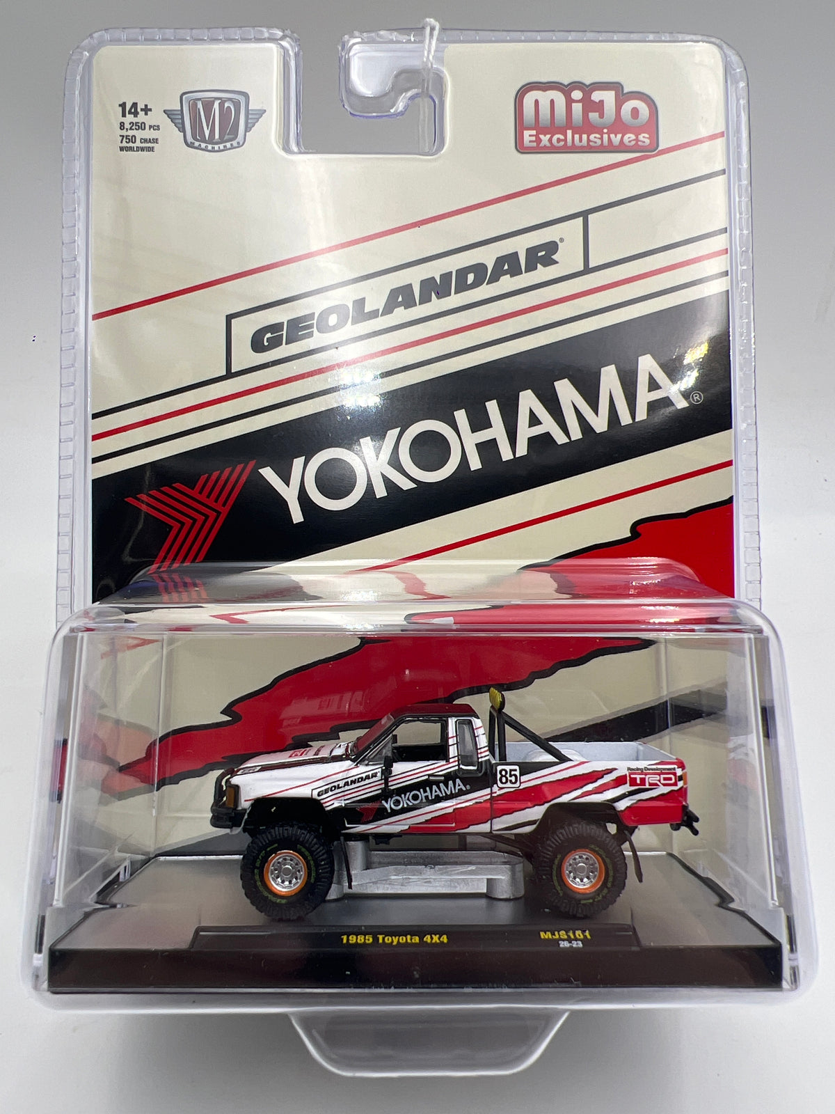 M2 Machines MJS101 MiJo Exclusives Yokohama Geolander 1985 Toyota 4x4 White