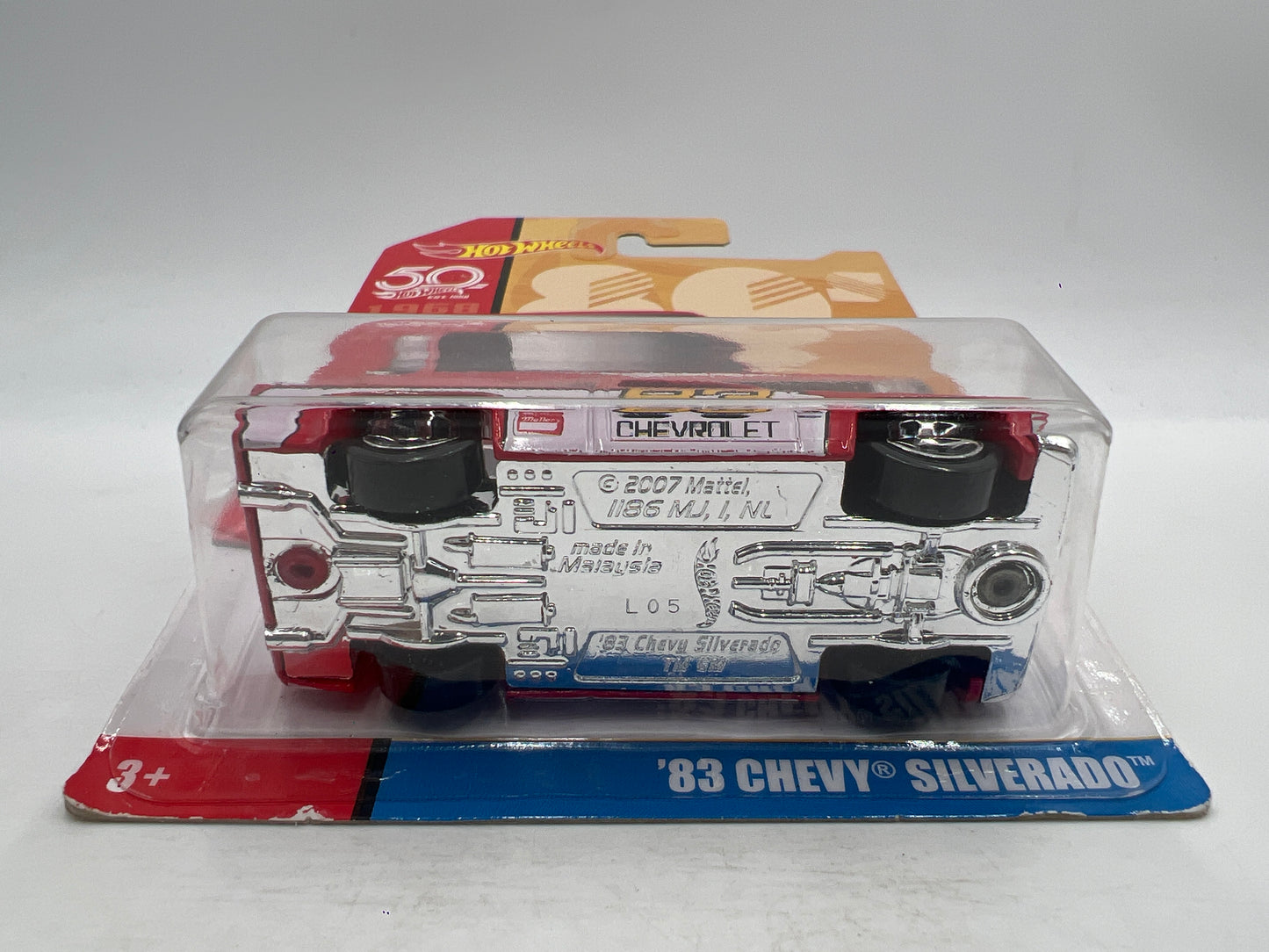 2018 Hot Wheels Target Exclusive Decades 80s #3 83 Chevy Silverado Red W/Protector