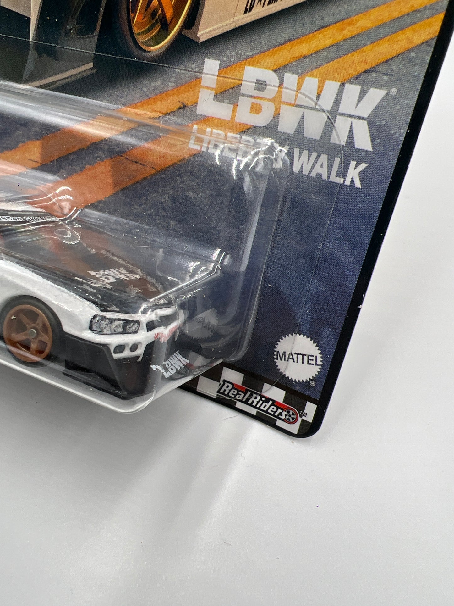 Hot Wheels Boulevard #70 LB-ER34 Super Silhouette Nissan Skyline White W/Protector (1)