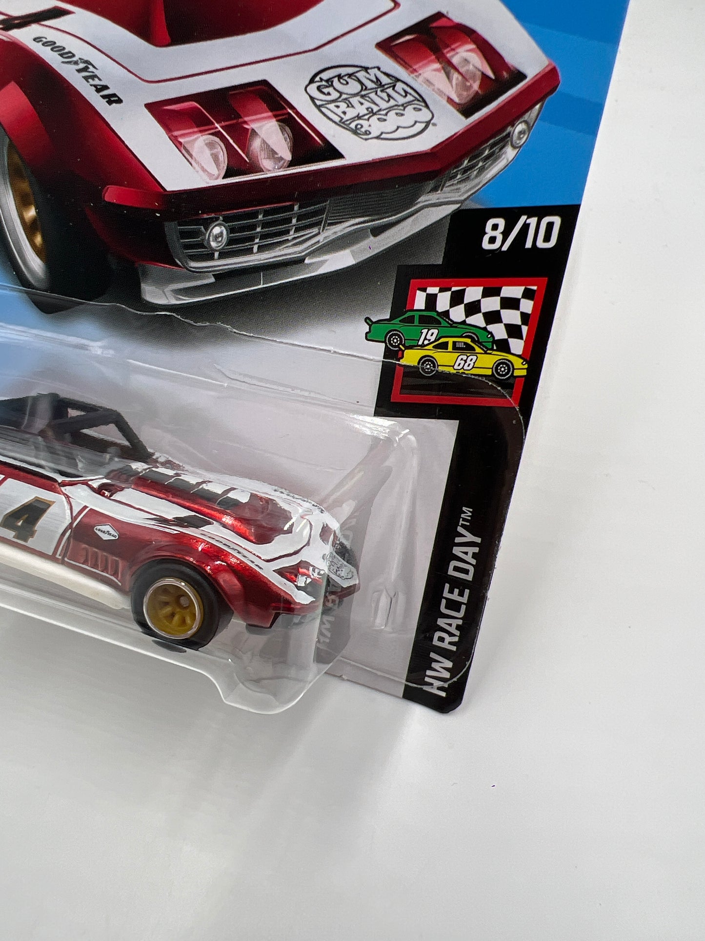 2019 Hot Wheels Super Treasure Hunt #173 69 Corvette Racer Red W/Protector