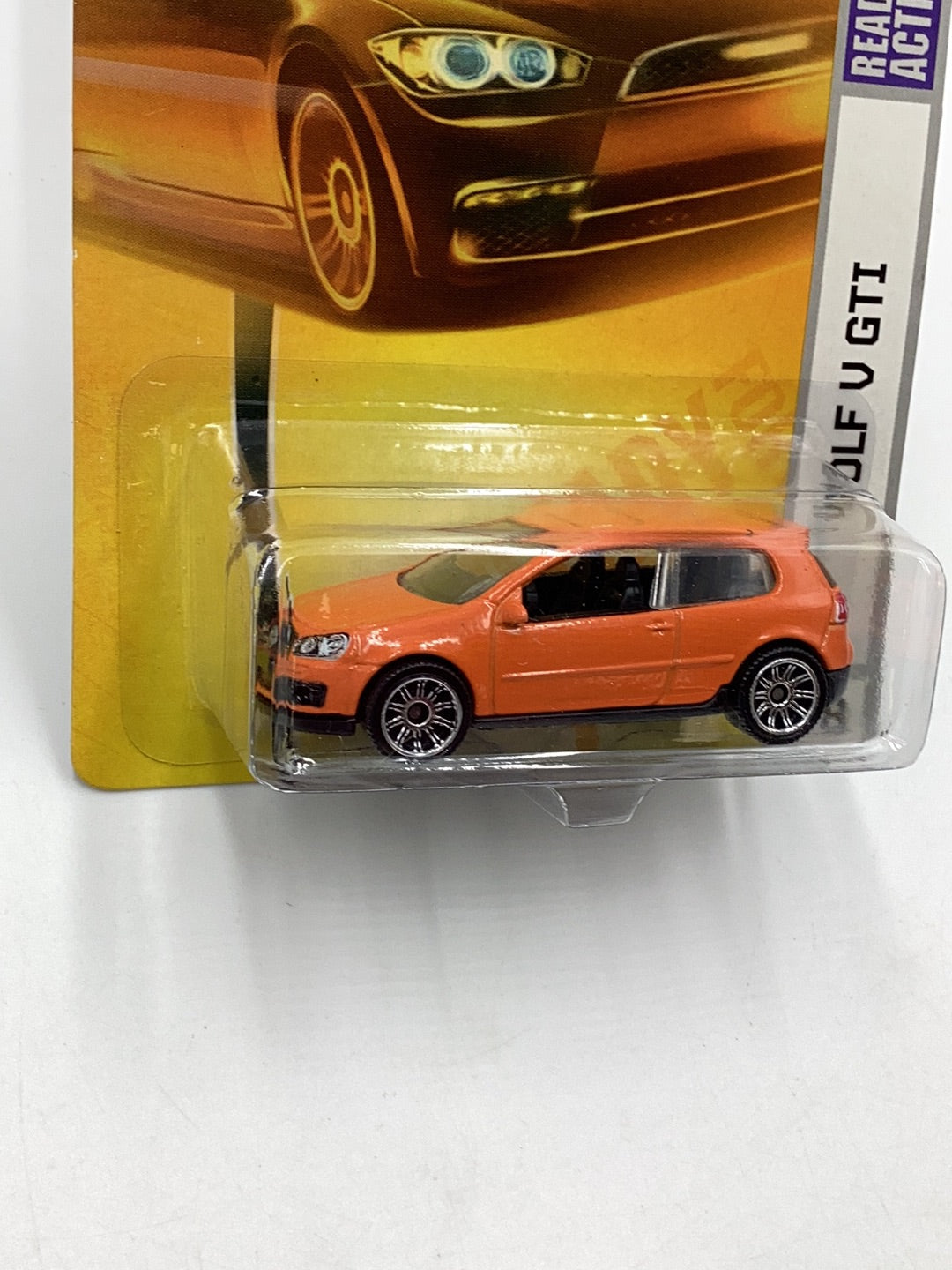 2008 Matchbox #28 Golf V GTI orange 217B