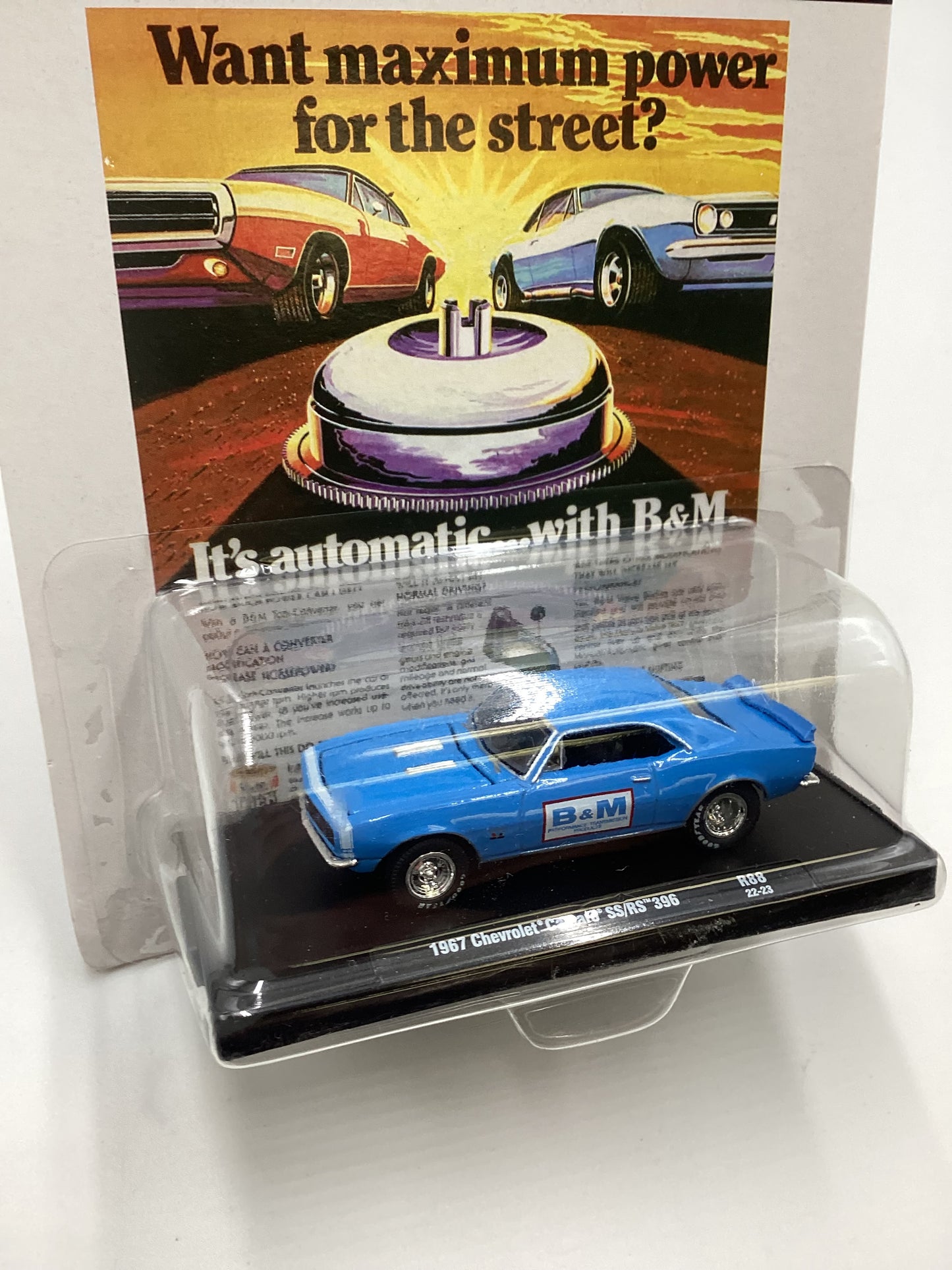 M2 Machines Auto Driver B&M 1967 Chevrolet Camaro SS/RS 396 Baby Blue R88 191F